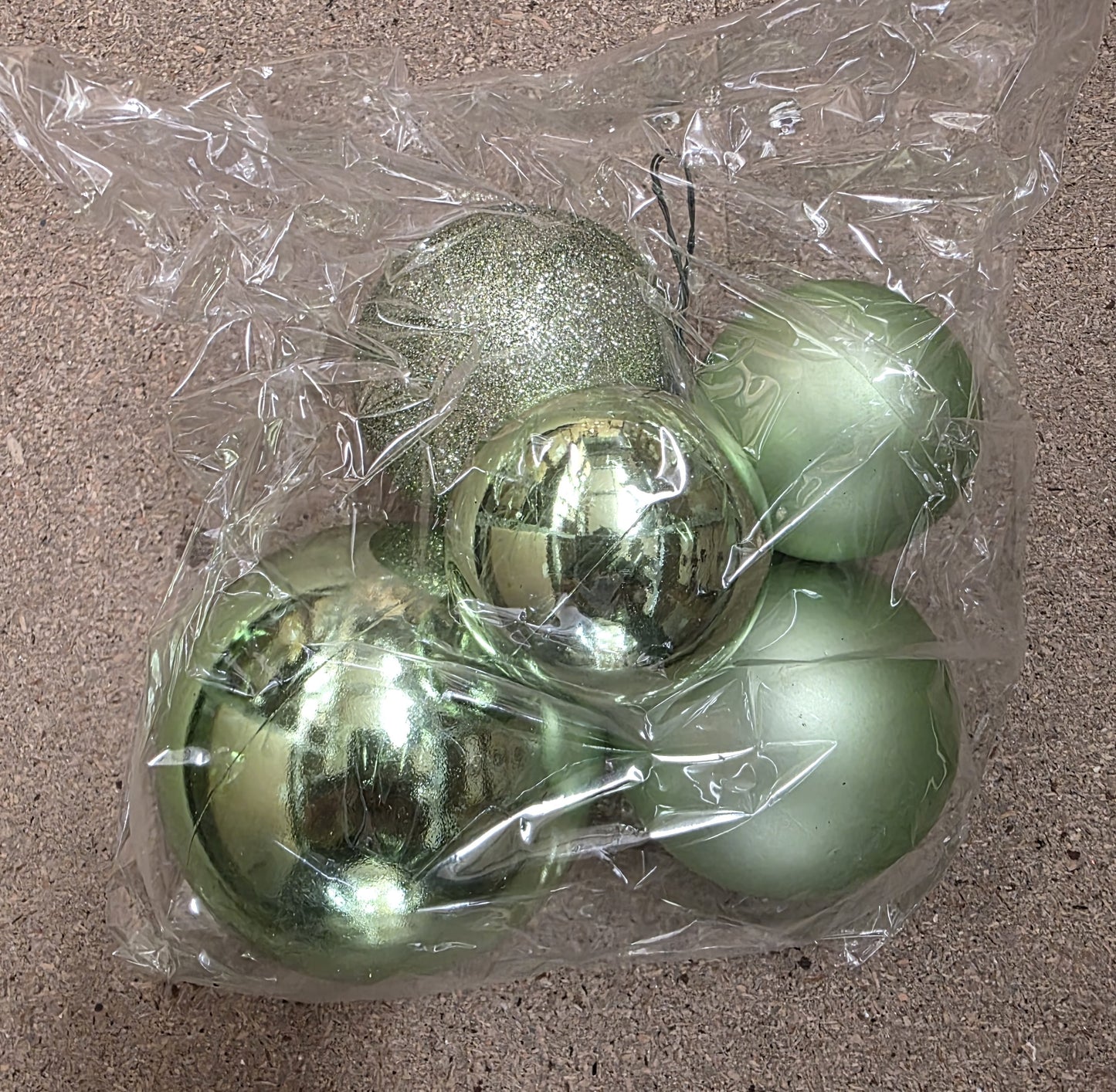 Ball Grape Bunch Sage