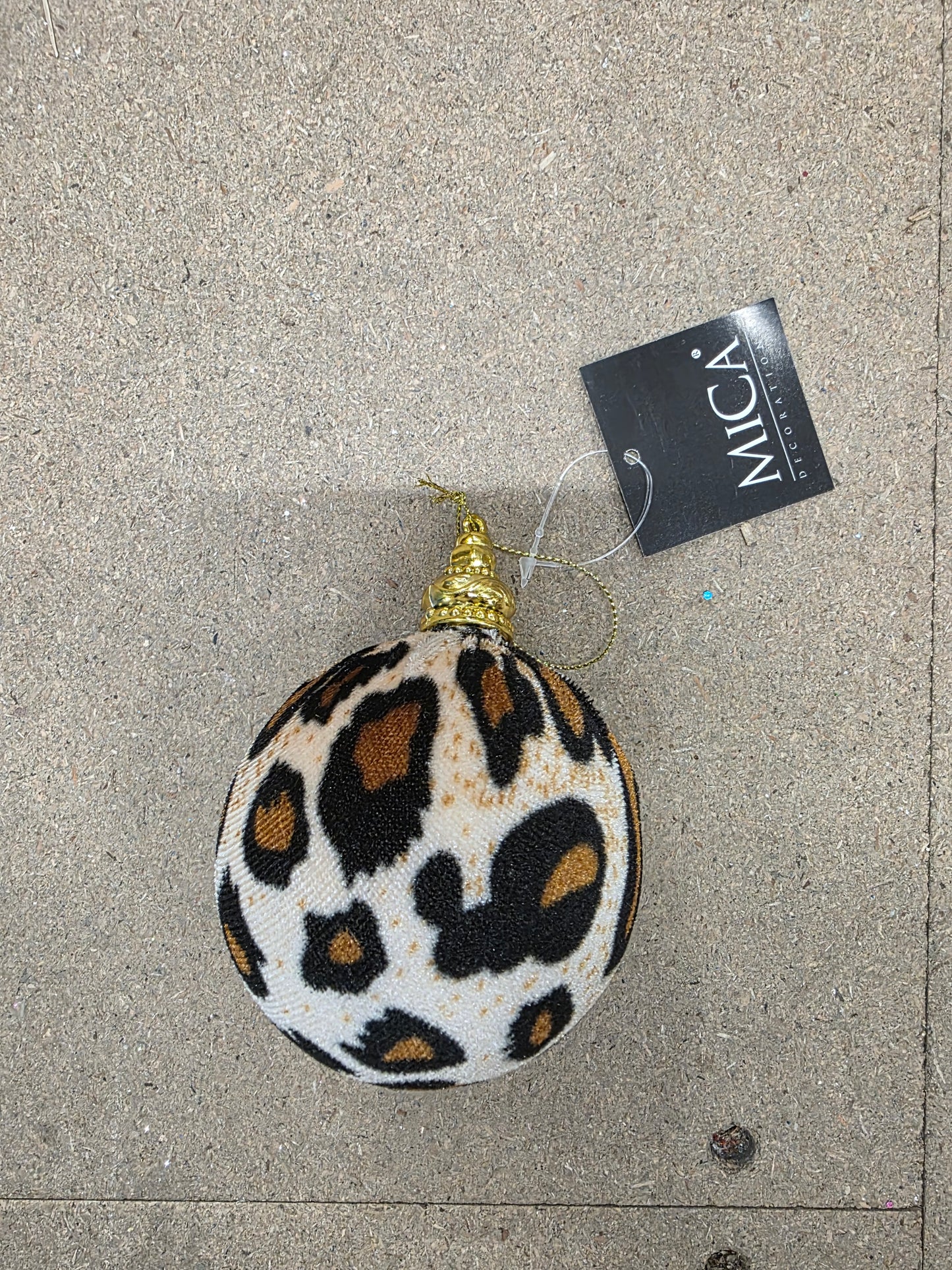 Bauble Unbreakable Leopard Assort 8cm X1