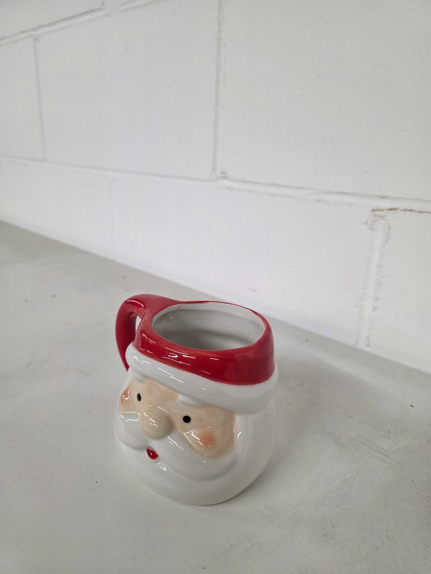 Ceramic Santa Mug 10.5cm