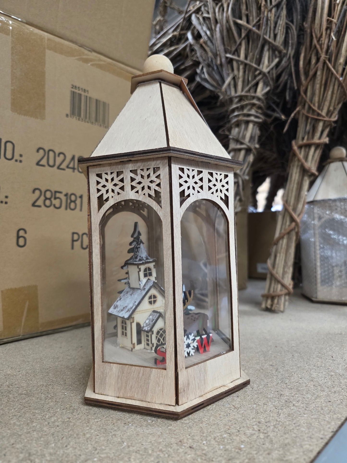 Wood Lantern L E D 30cm Natural