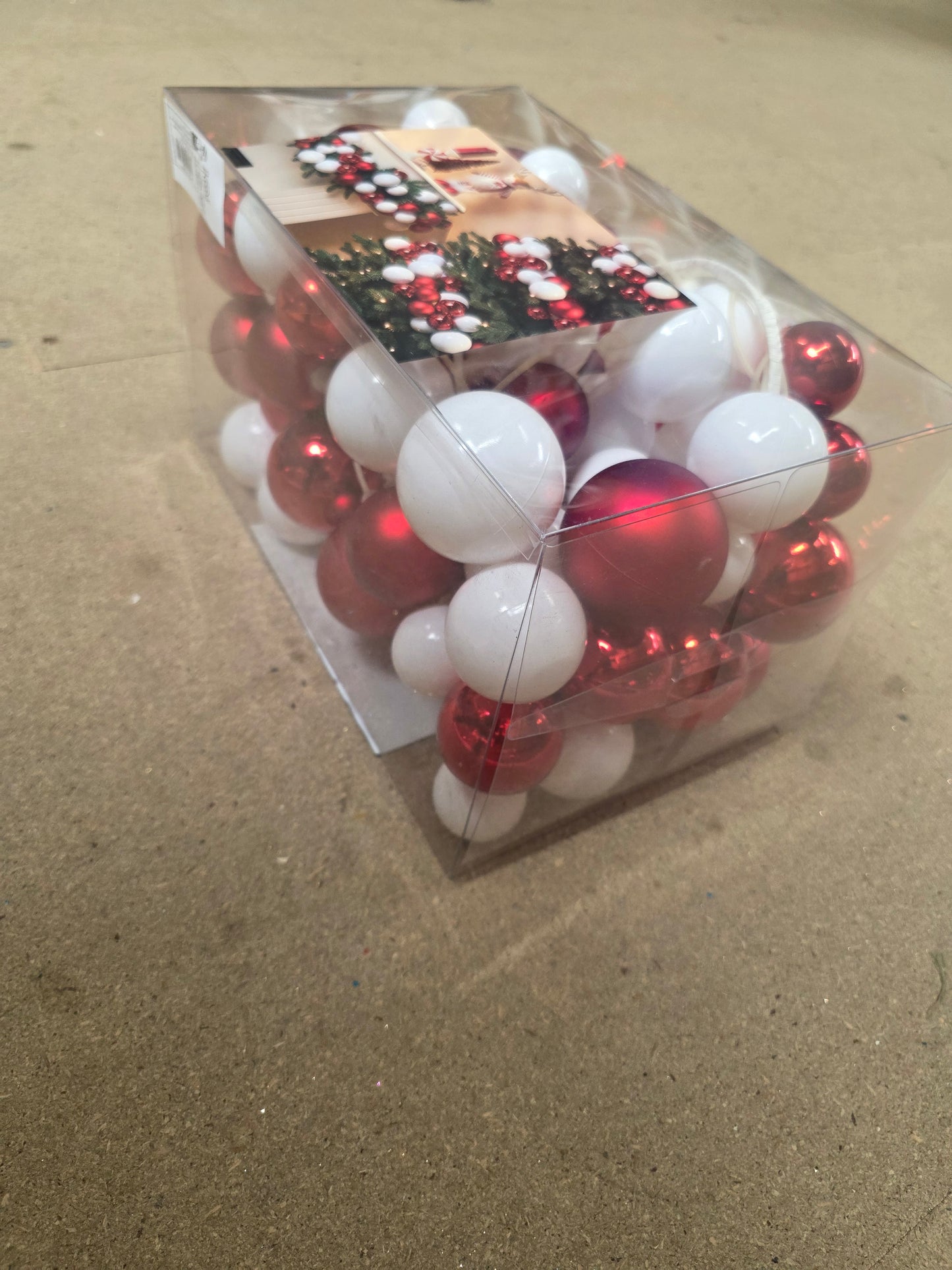 Garland Bauble Unbreakable Red & White 180cm