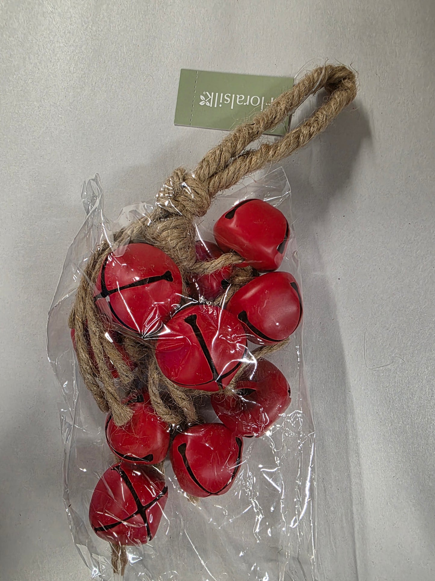 Bunch Of Bells Red 21cm