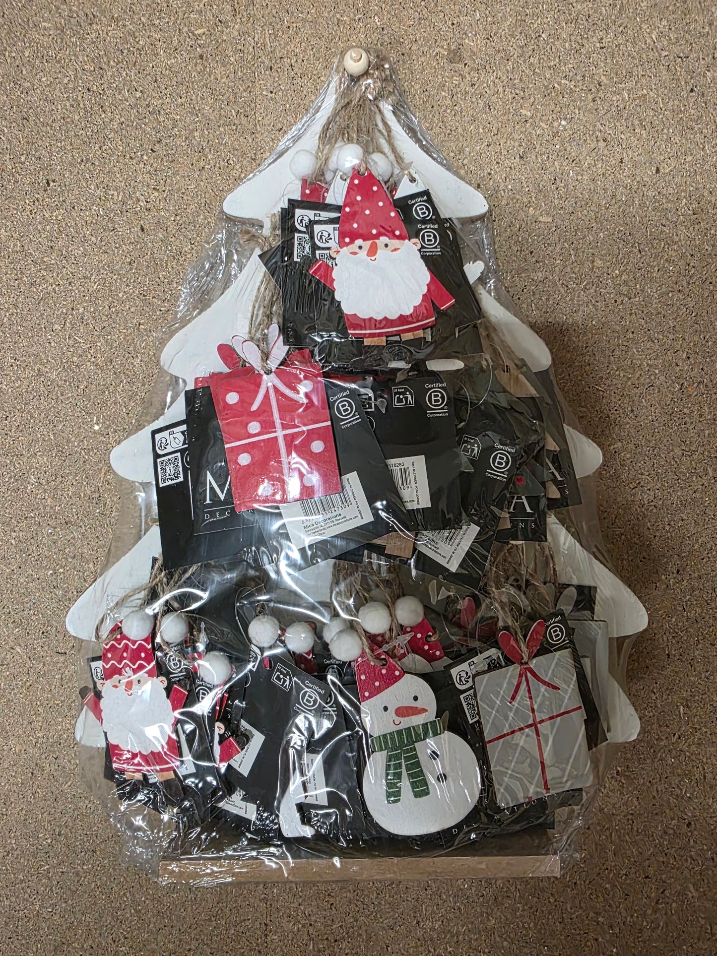 Hanging Ornament Tree Red Green X48