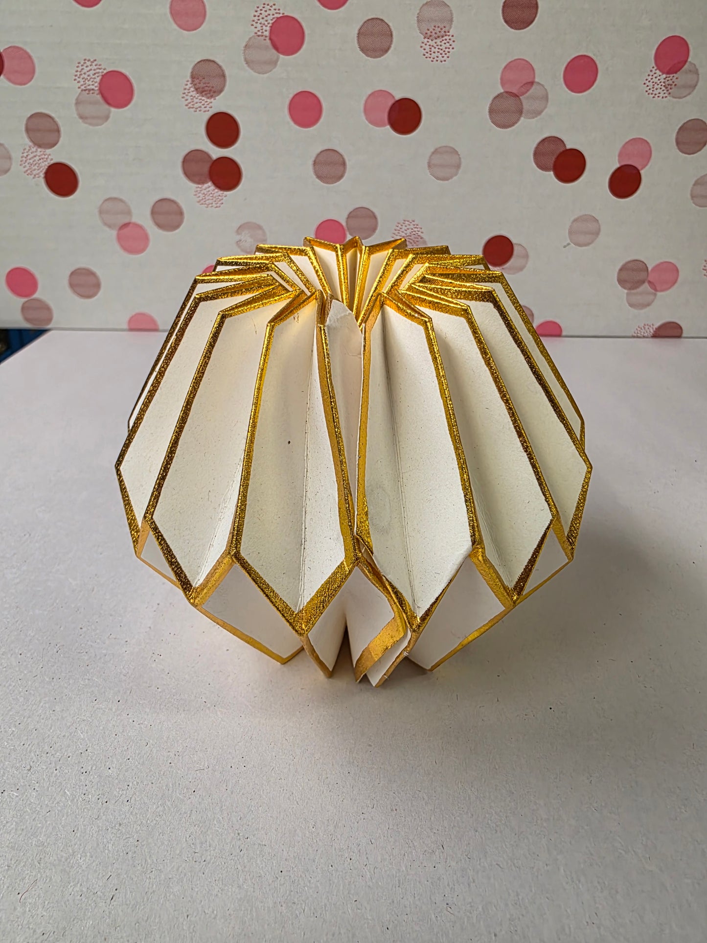 Hanging Paper Honeycomb White 12cm