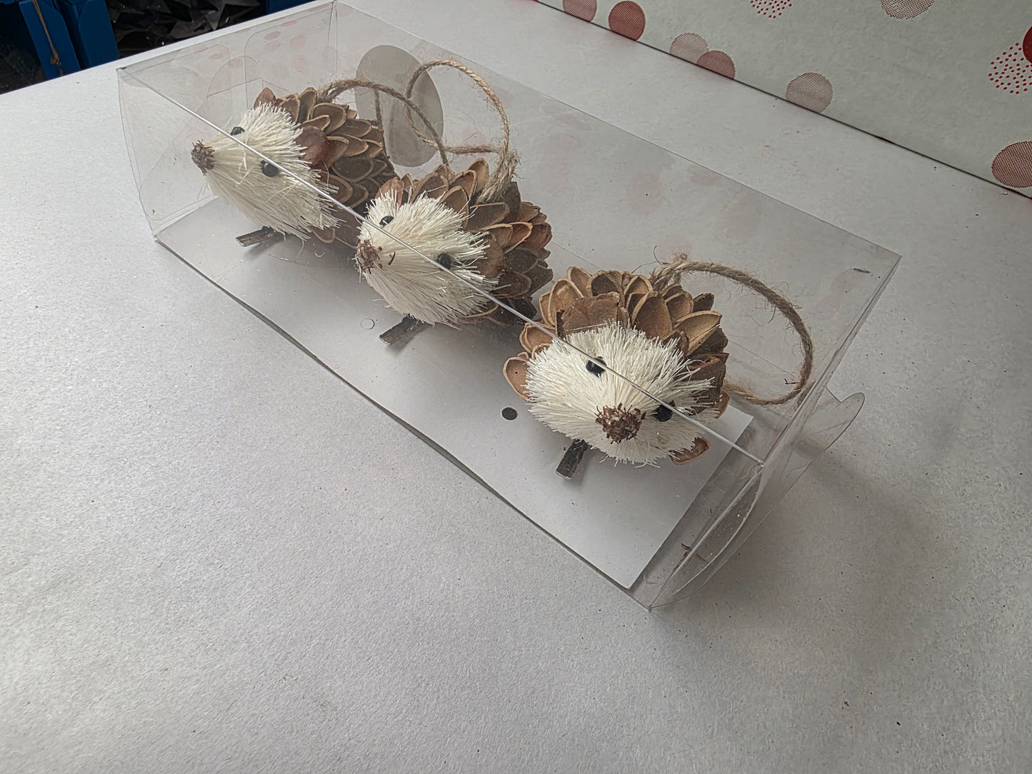 Hedgehogs X3 8cm Natural