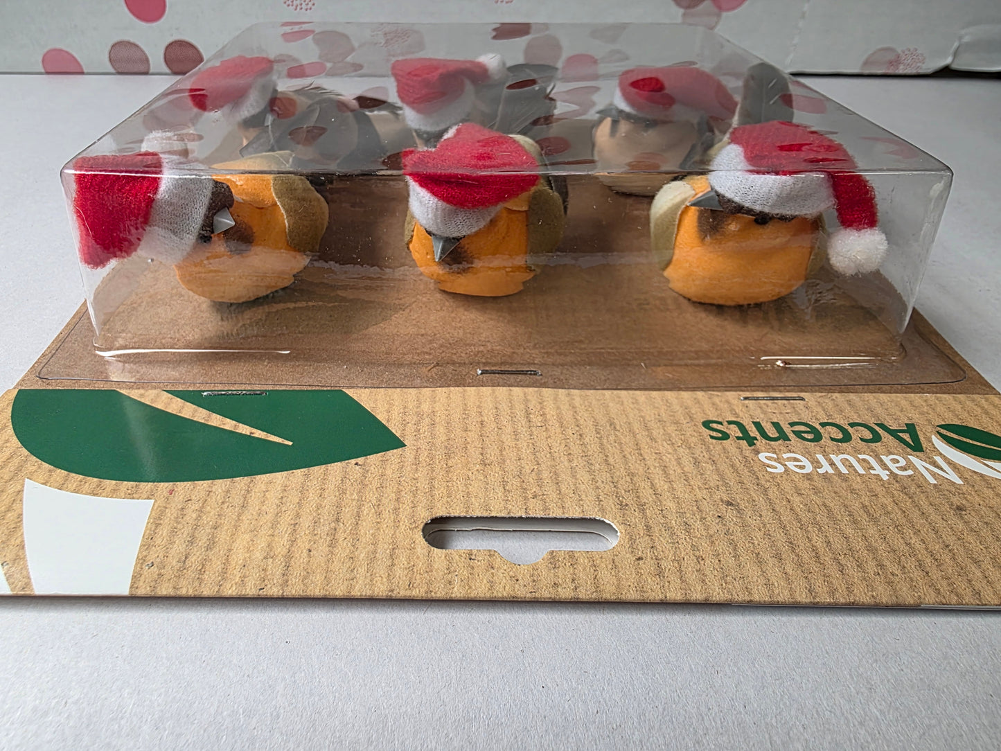 Robin Xmas Hat Birds On Clip 9cm X6