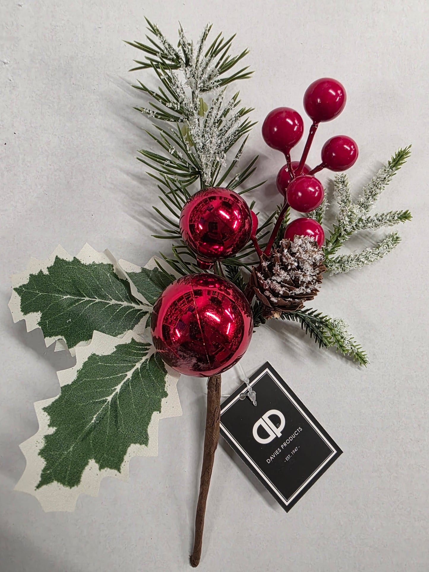 Pick Classic Holly Bauble Pick