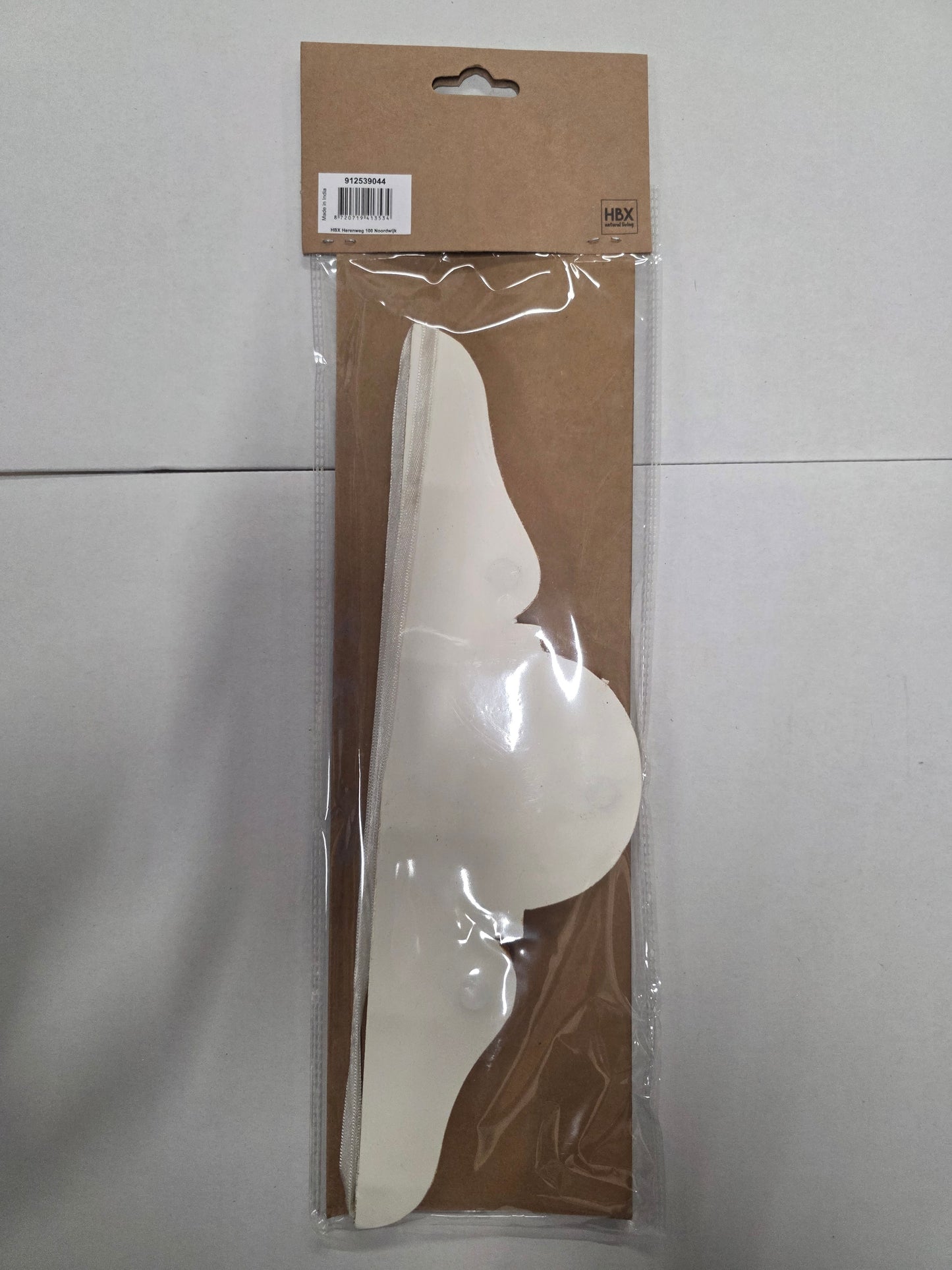 Hanging Paper Ornament Ivory 33x20cm