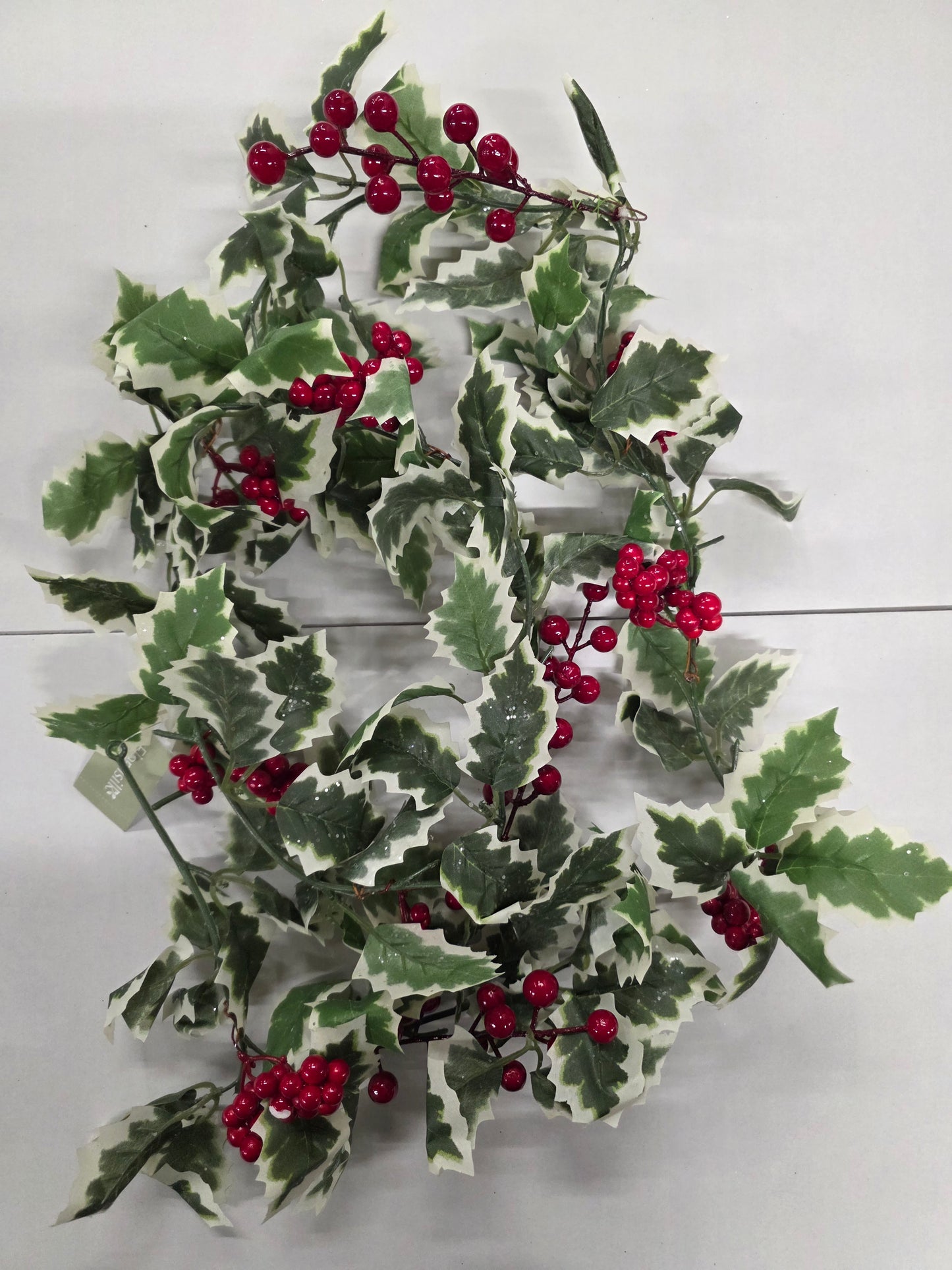 Garland Holly Varigated 183cm