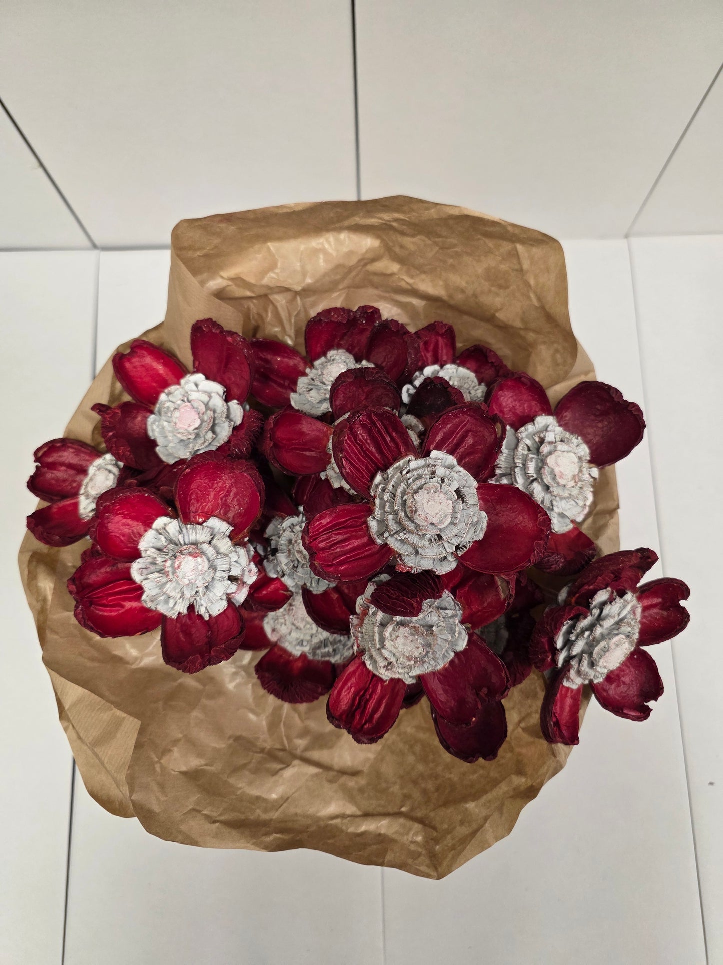 Dried Pineflower Red-silver