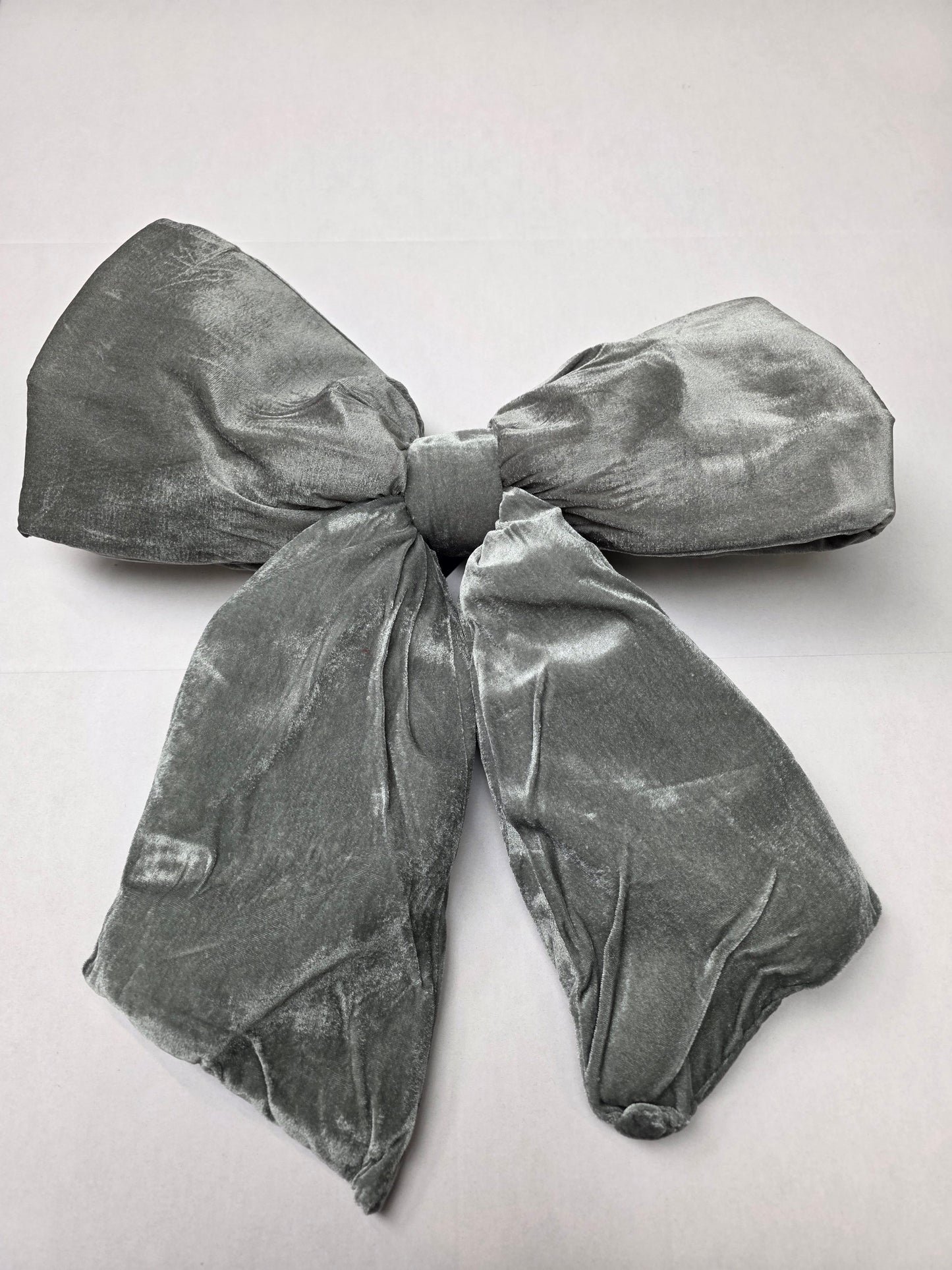 Plush Bow Grey 68cm