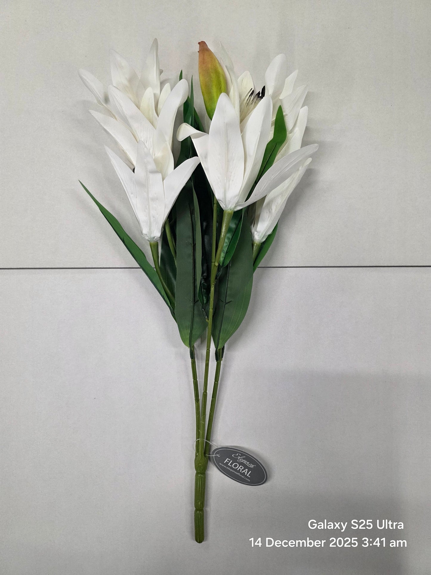 Artificial Lily Bush White
