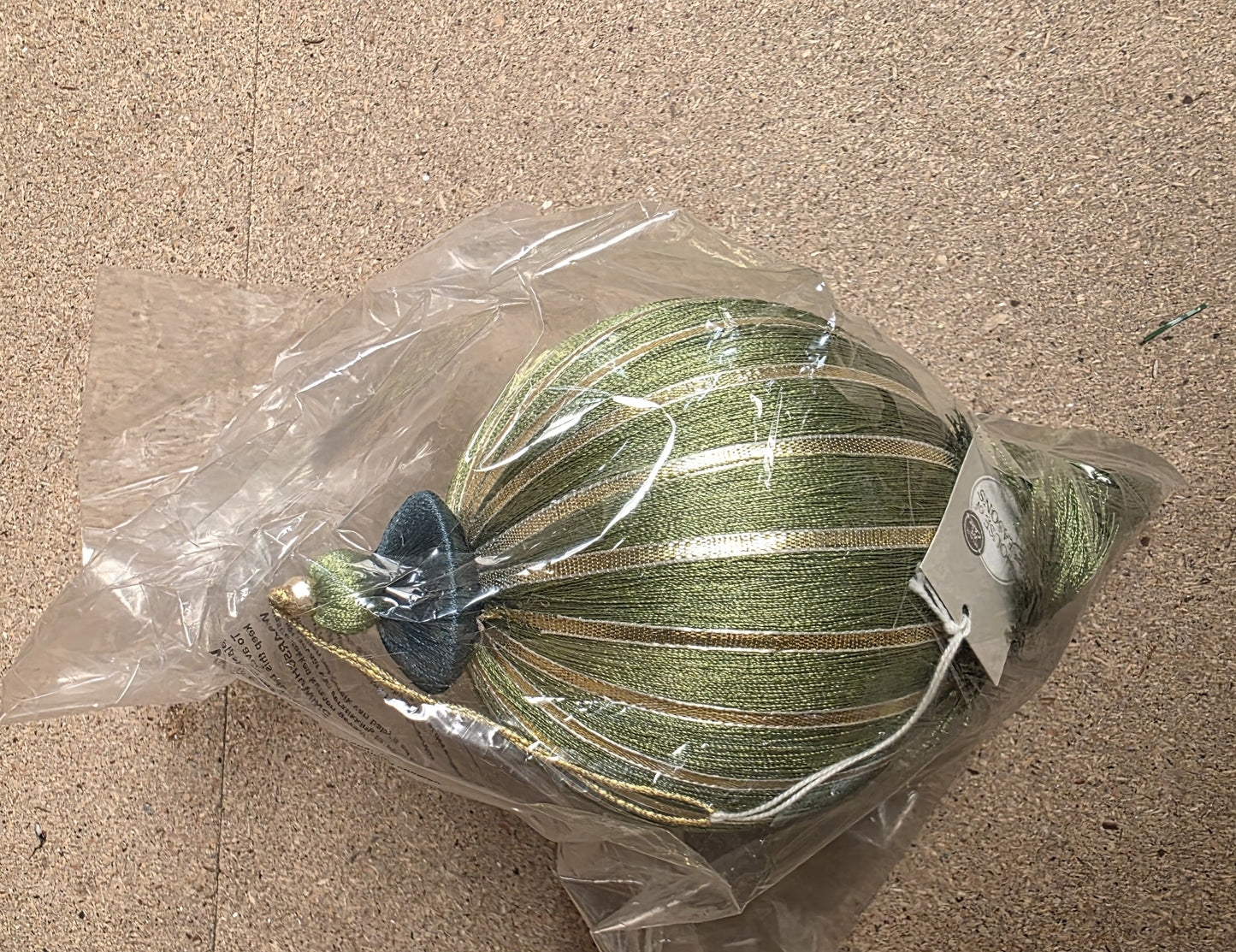 Ball Tassel Hanging 38cm Green