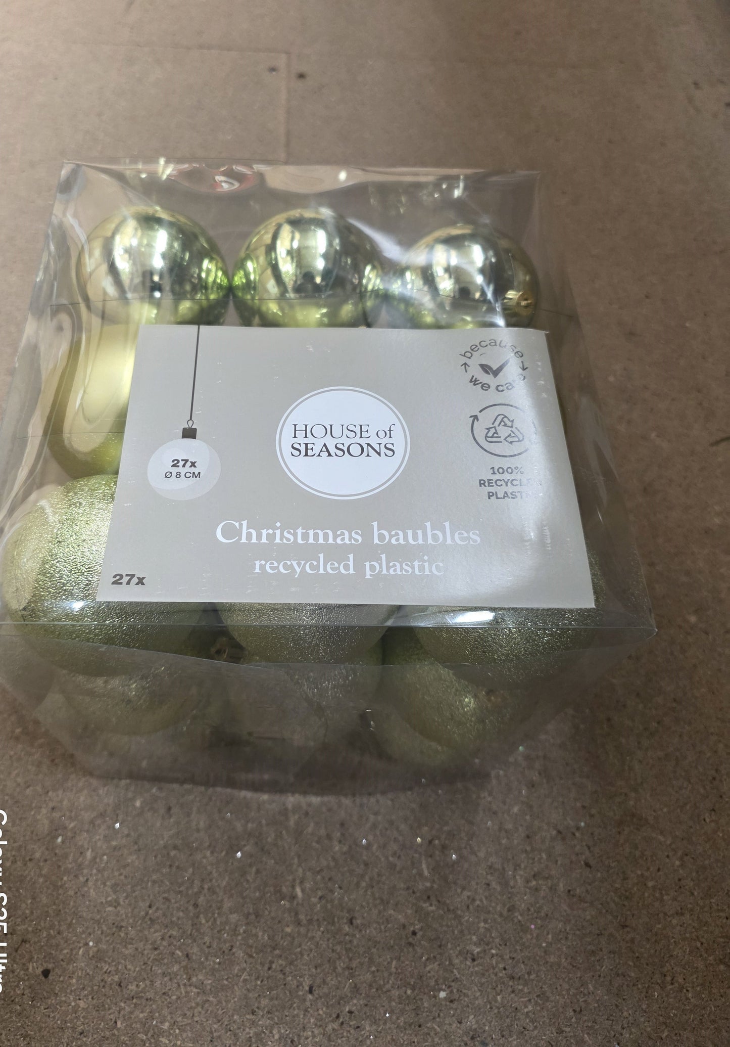 Bauble Unbreakable 8cm Light Green X27