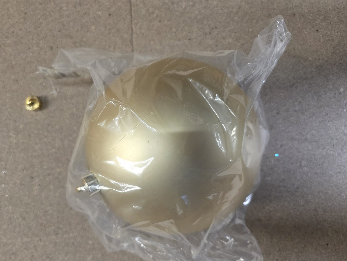 Bauble Unbreakable 20cm Matt Gold X1