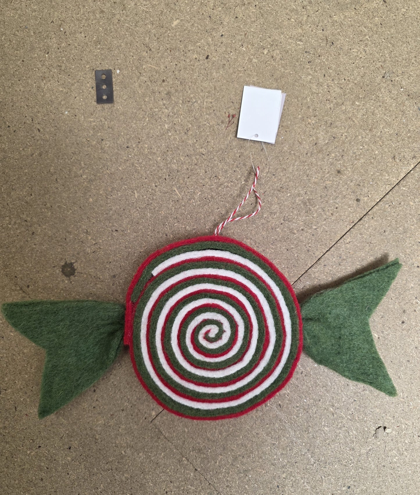 Hanging Candy Green Red 30cm