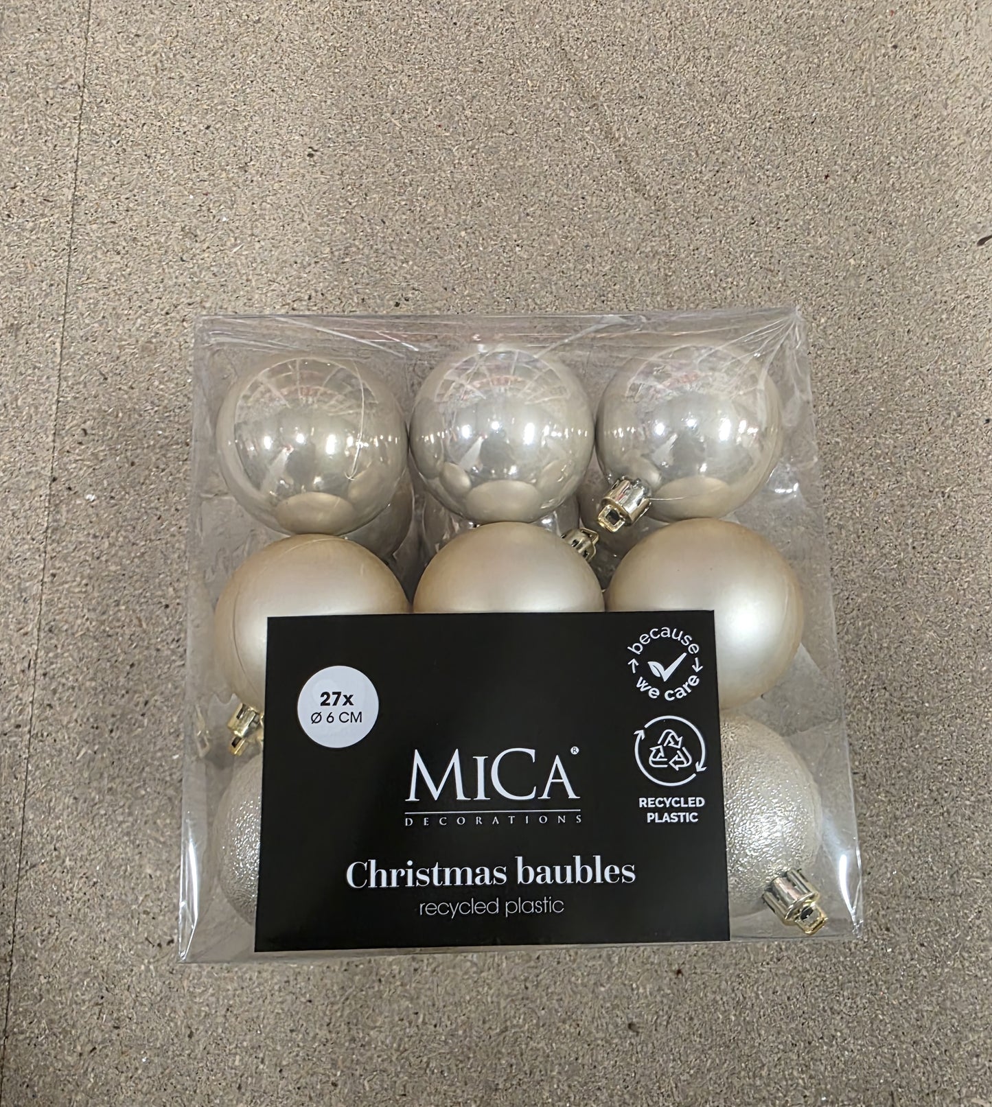 Bauble Unbreakable 6cm Pearl Cream X27