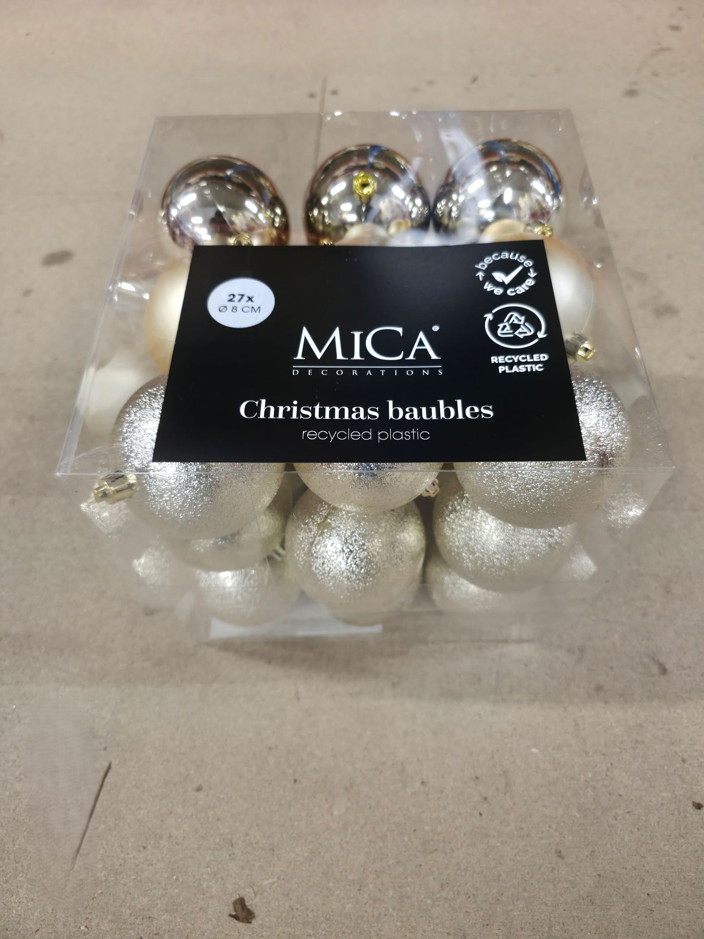 Bauble Unbreakable 8cm Champagne X27