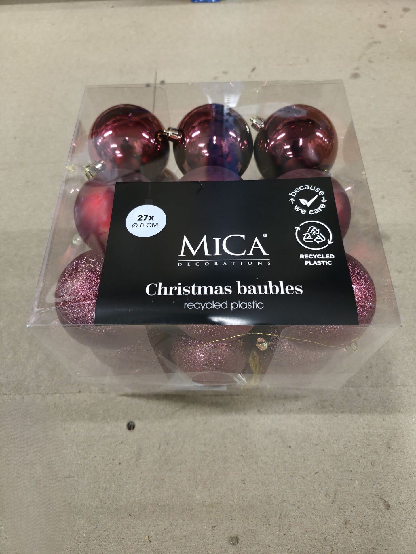 Bauble Unbreakable 8cm Dark Red X27
