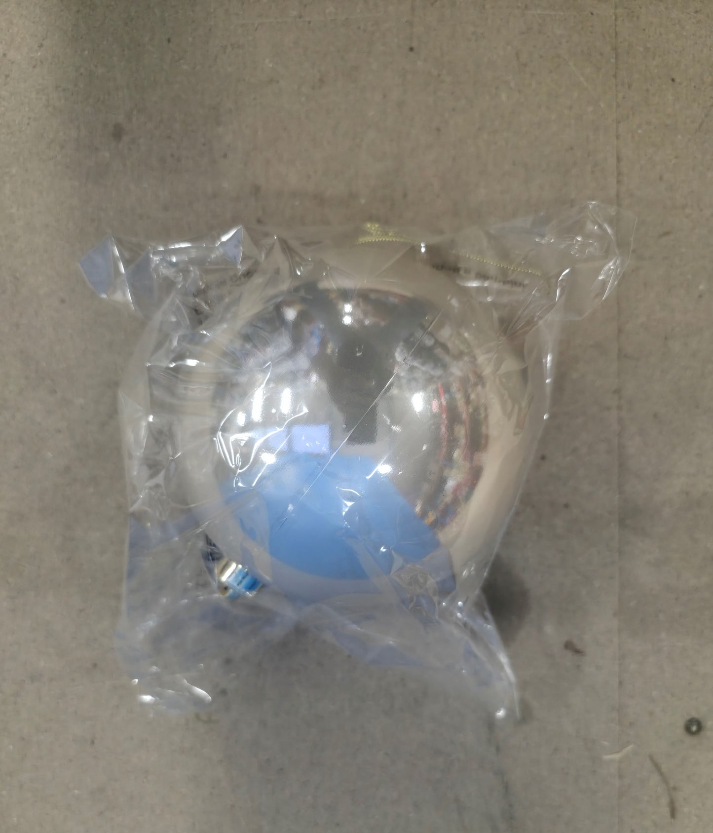 Bauble Unbreakable 15cm Pearl Cream X1