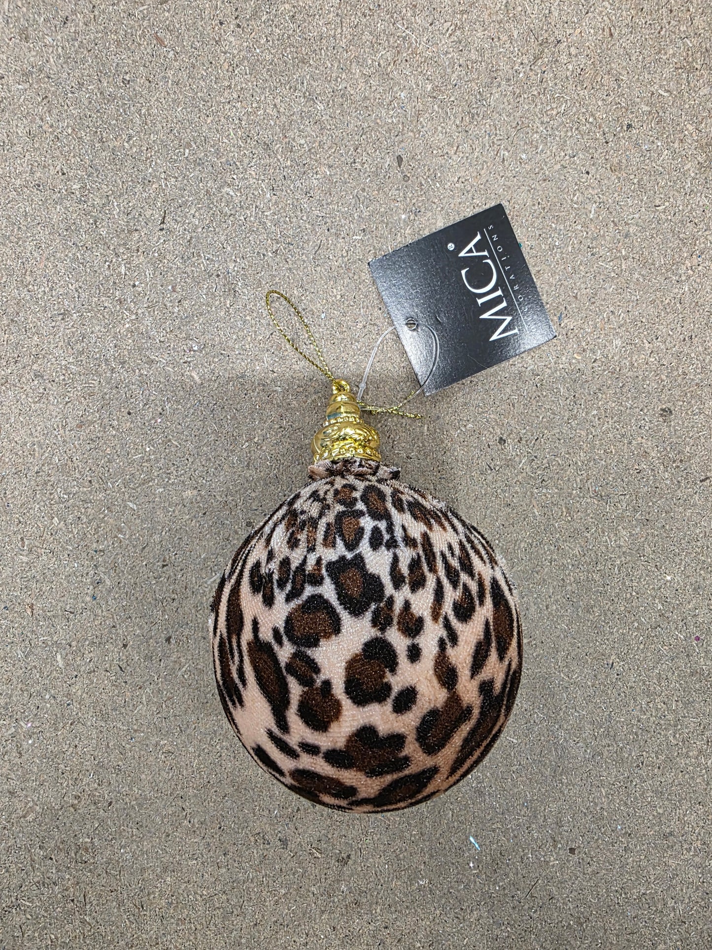 Bauble Unbreakable Leopard Assort 8cm X1