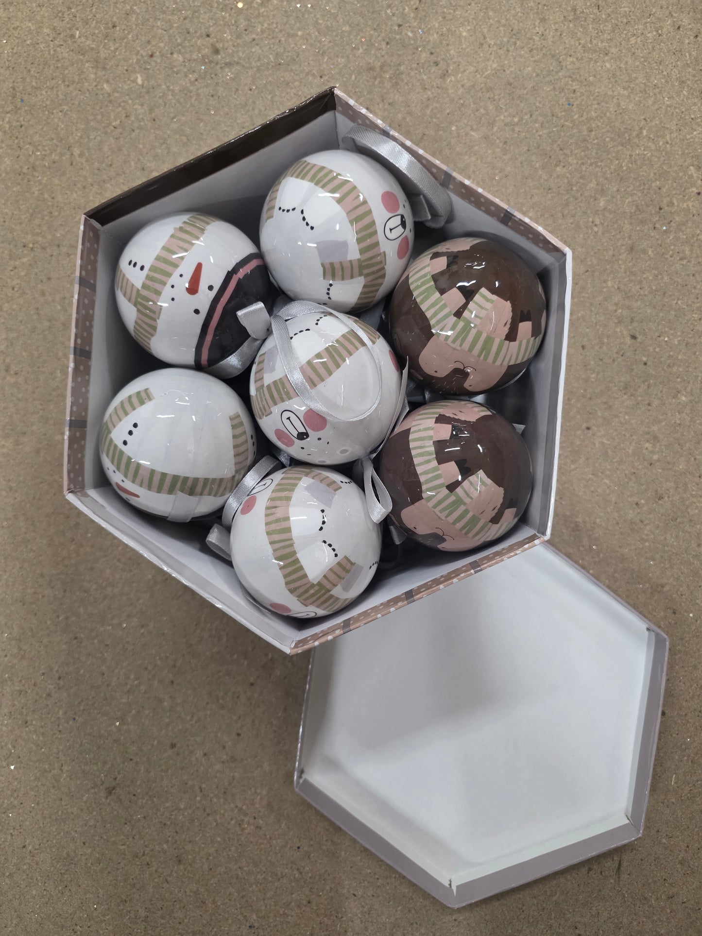 Bauble Unbreakable Giftset 7cm White X14