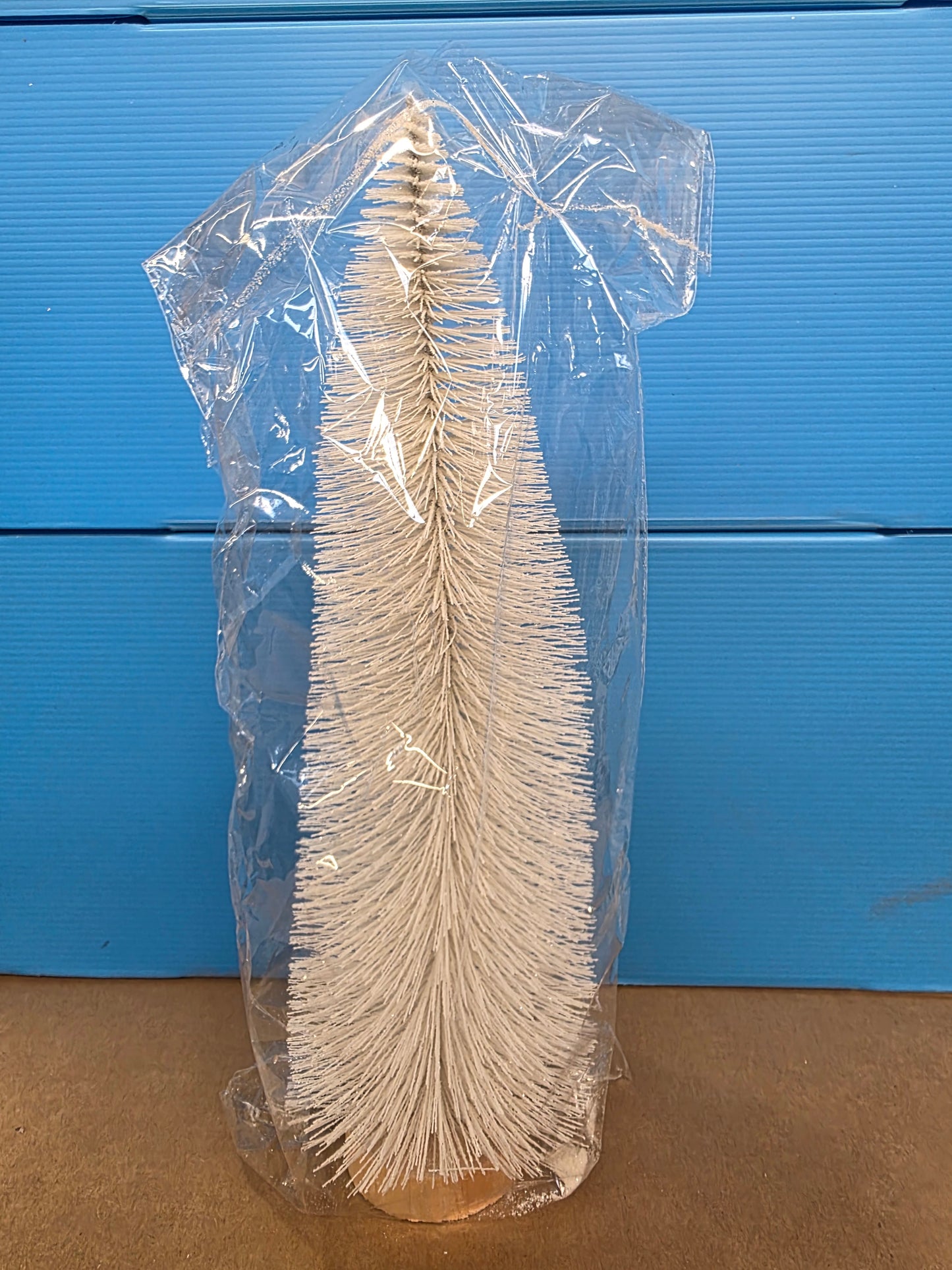 Tree Bristle White 32x10cm
