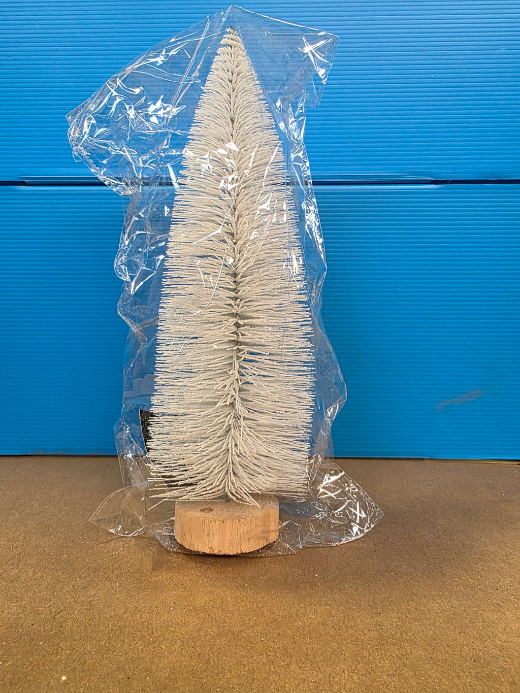 Tree Bristle White 25x8cm  (PACK OF 3)