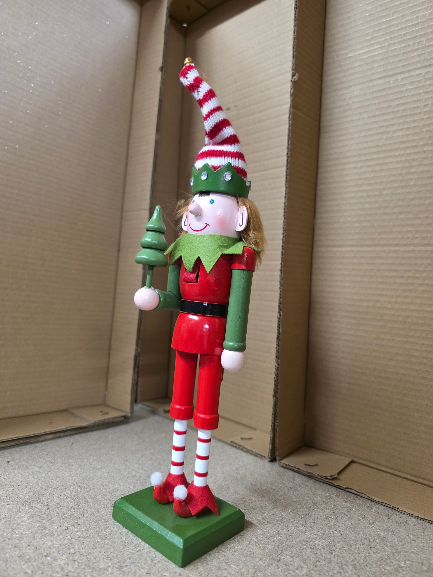 Nutcracker Elf 30cm