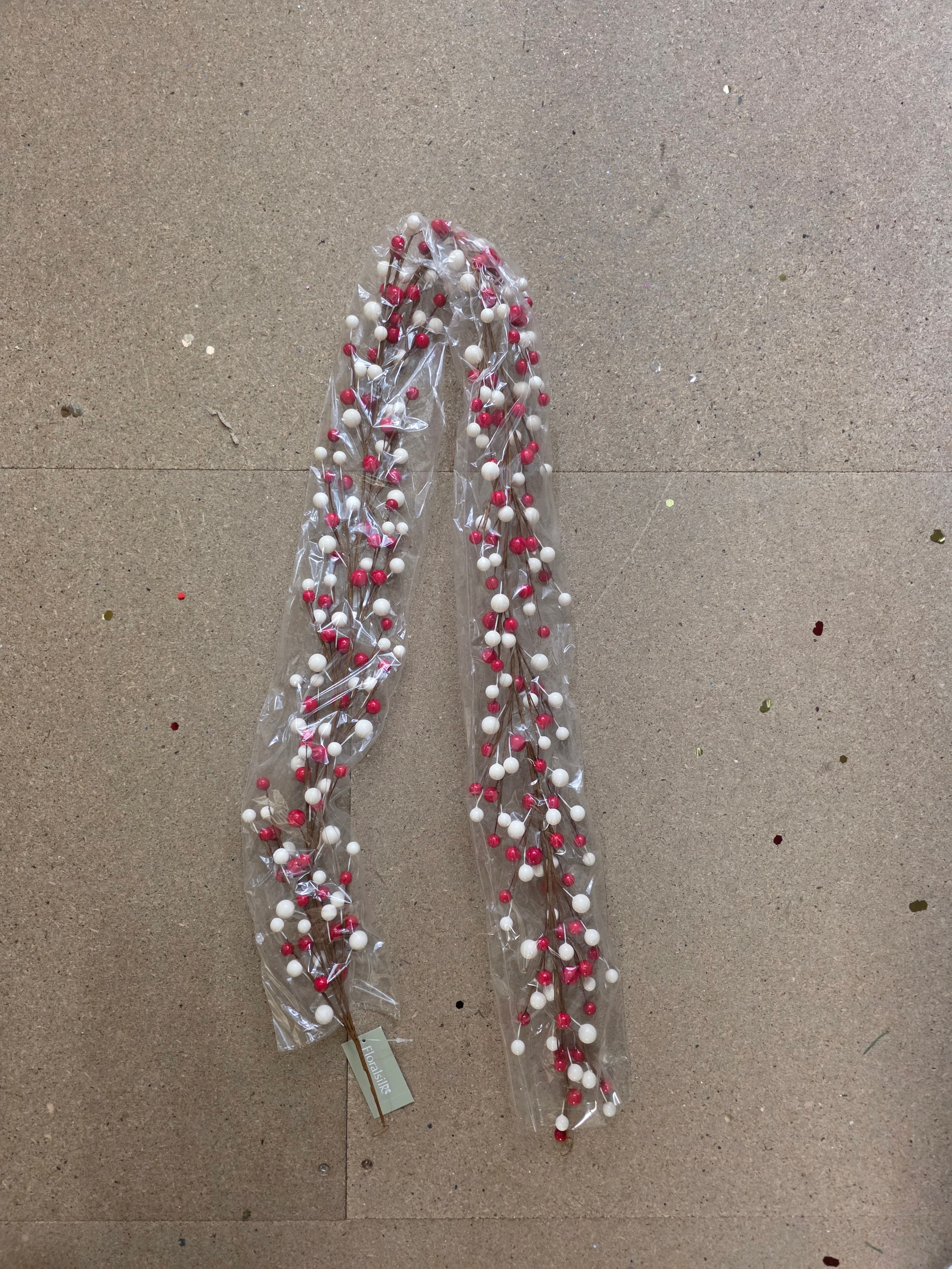 Garland Classic Berry Red & White 150cm