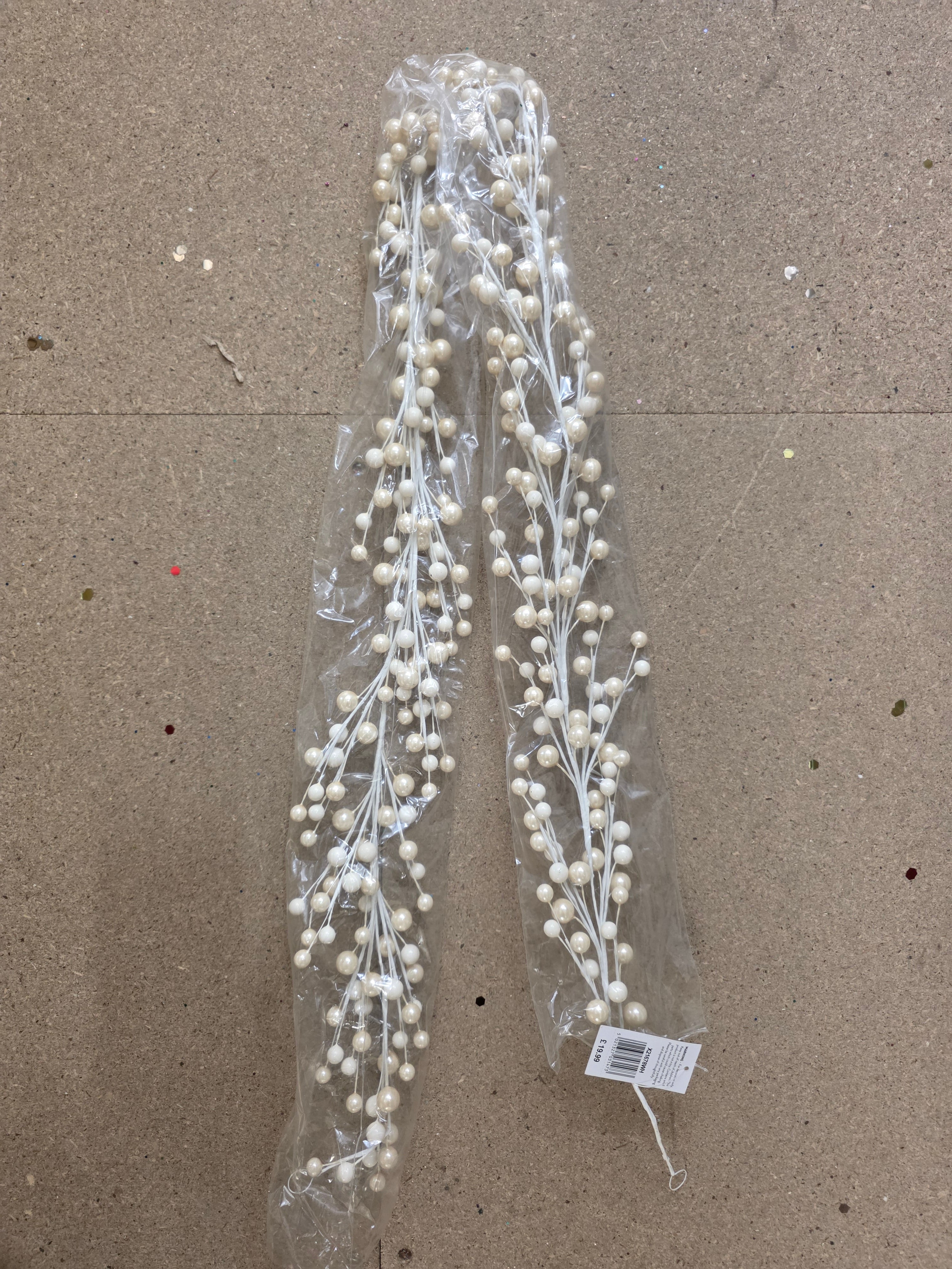 Garland Classic Berry White 150cm