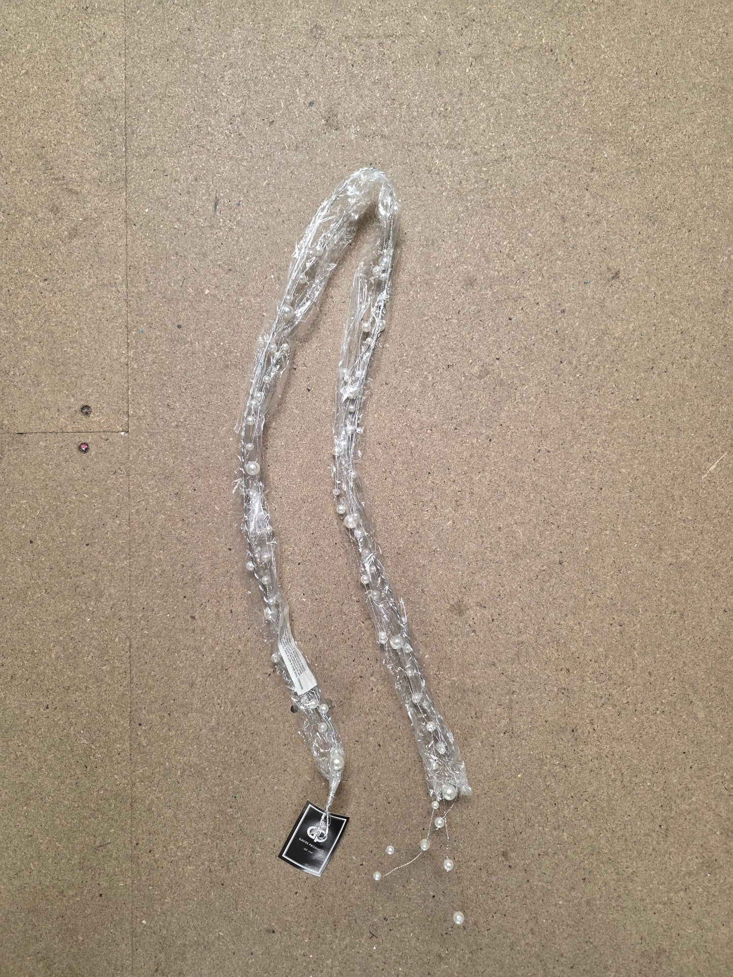 Garland Pearls Wired 115cm