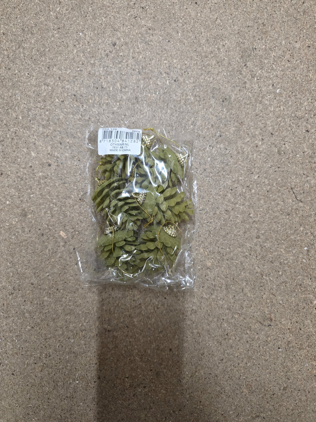 Flock Pine Cones Hang Green X6