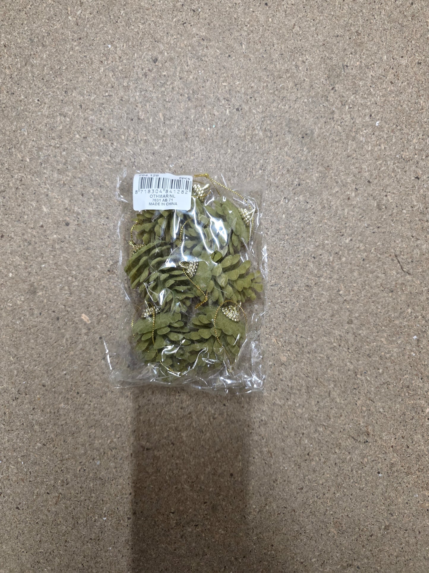 Flock Pine Cones Hang Green X6