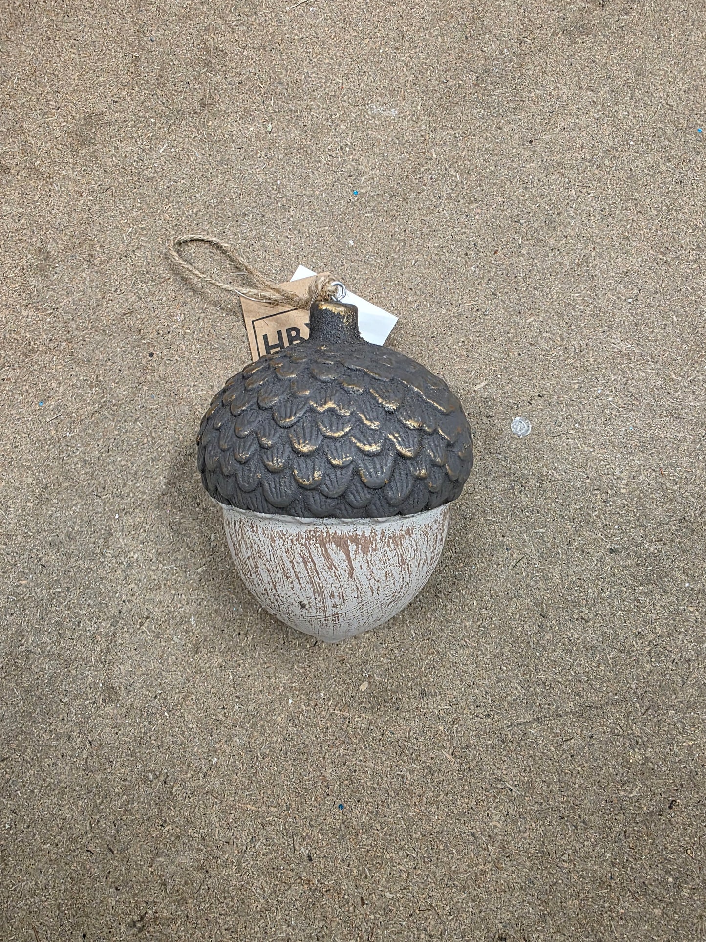 Hanger Acorn Carpa Brown 11x8cm