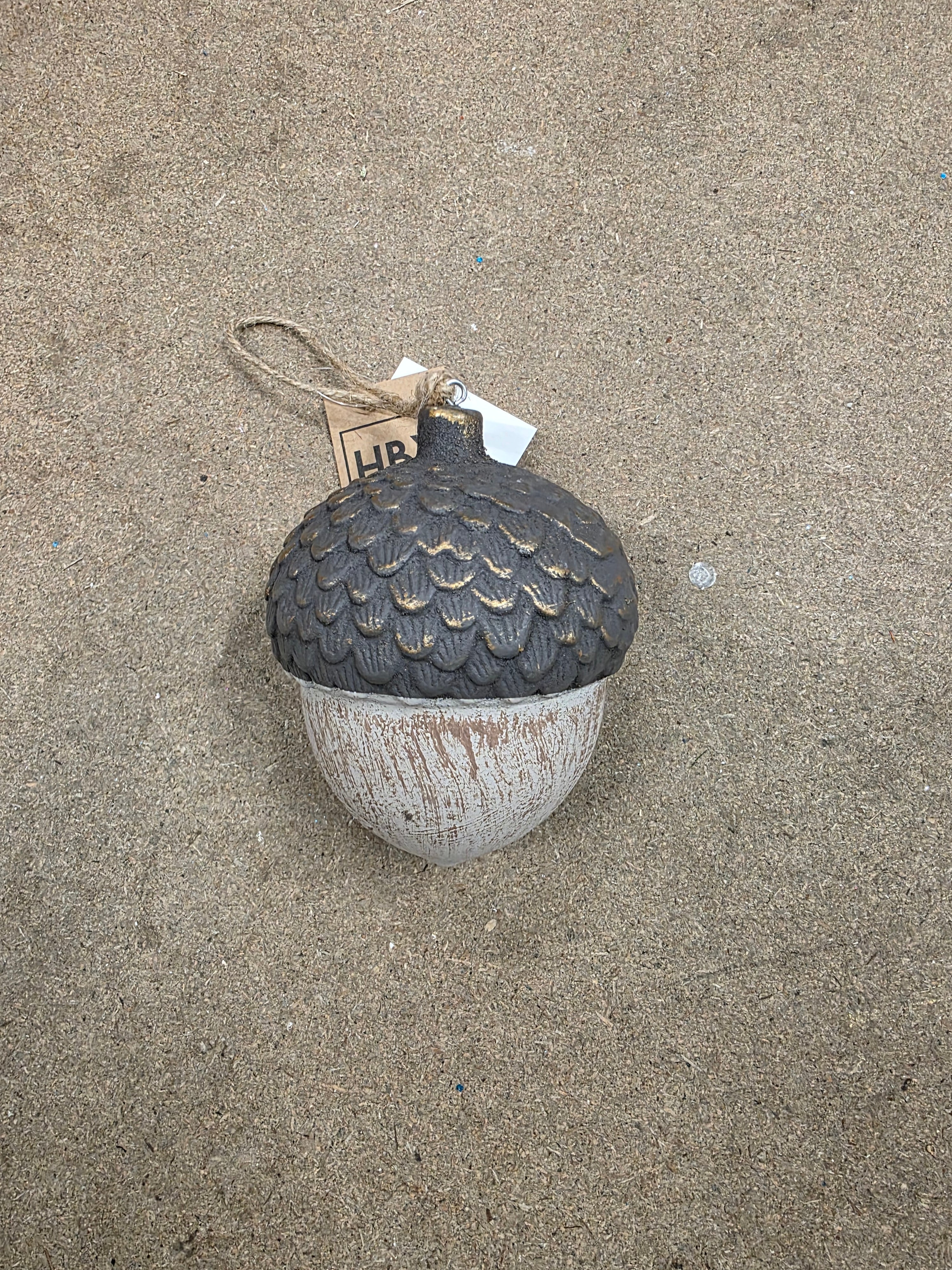 Hanger Acorn Carpa Brown 11x8cm