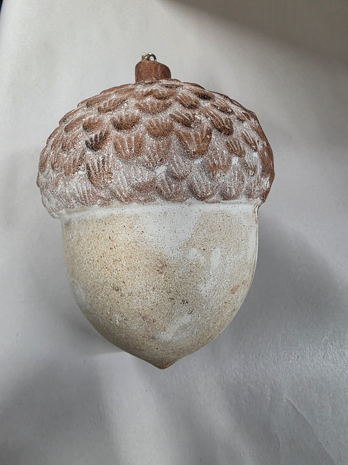 Hanger Acorn Wood 16cm white Washed