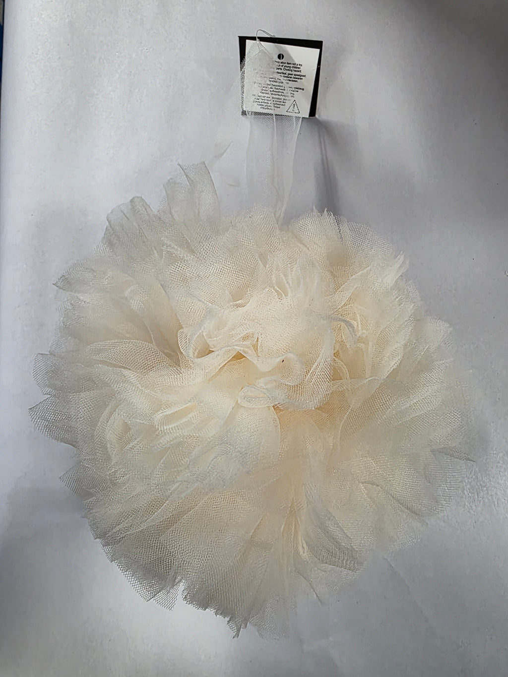 Hanging Ball Tulle Cream 10cm