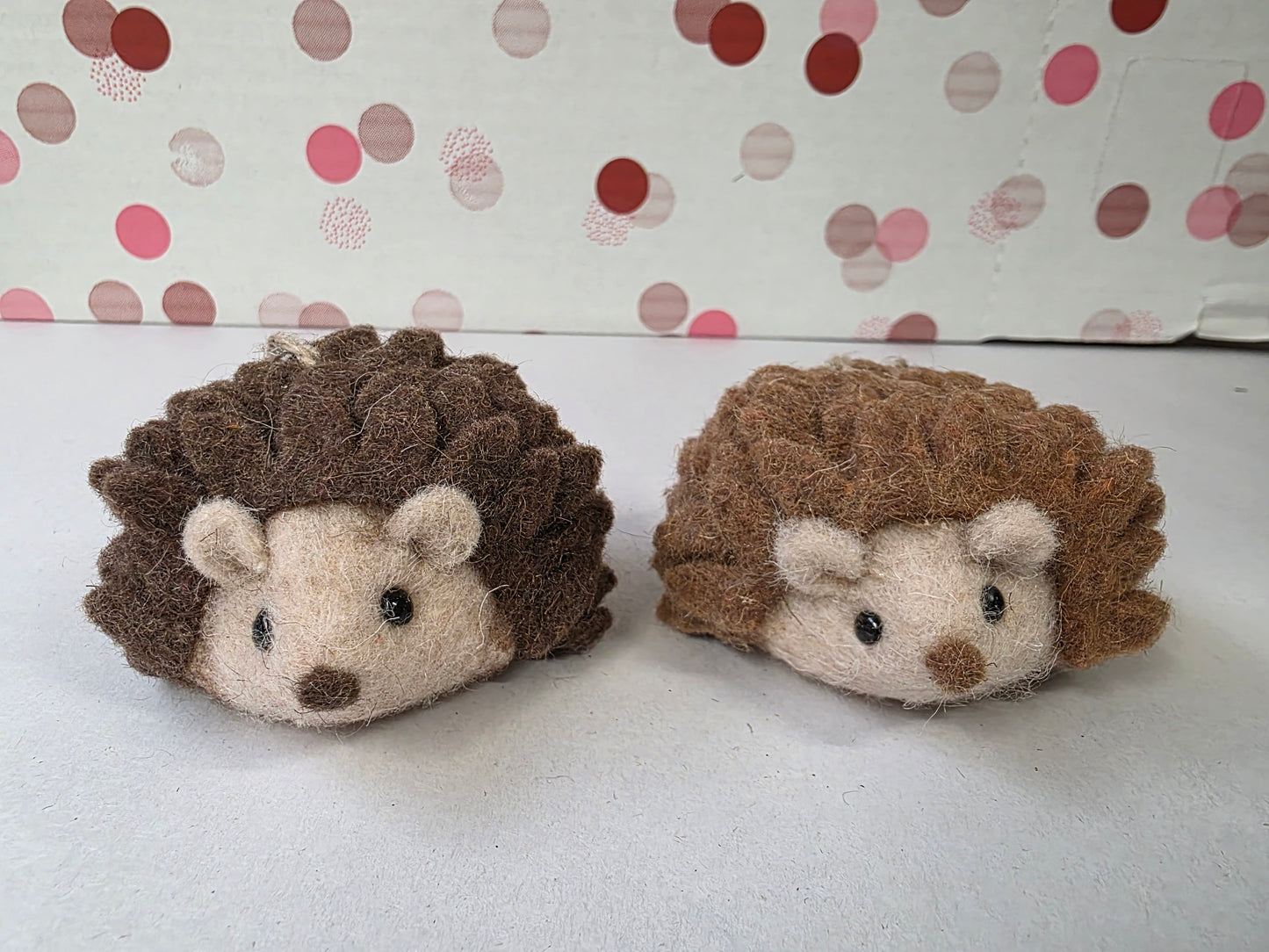 Hanging Hedgehog Brown 15x8x21.5cm
