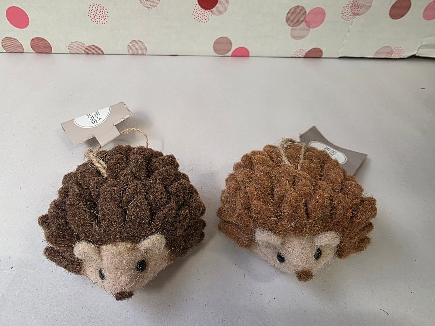 Hanging Hedgehog Brown 15x8x21.5cm