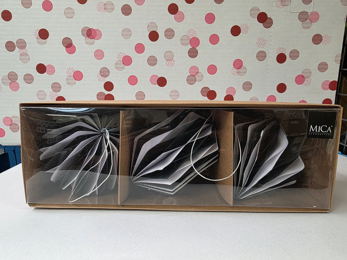 Hanging Onion Drop Black 3 Ass 12x12cm