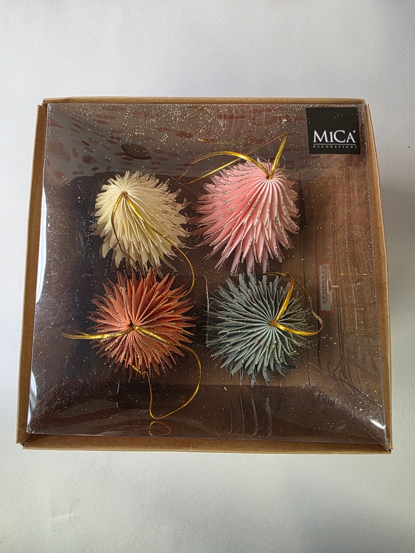 Hanging Onion Mixed Pastels 8cm X4