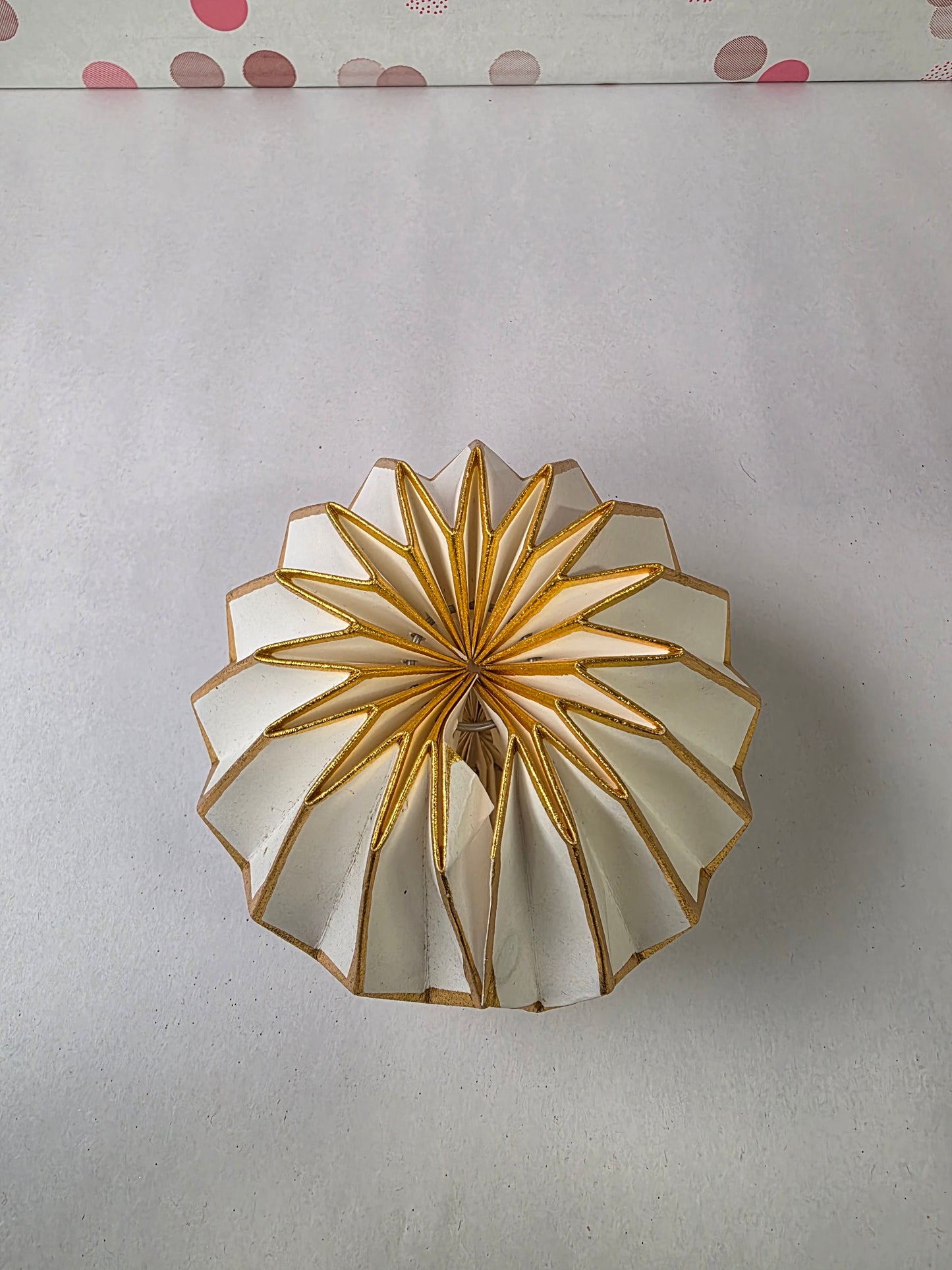 Hanging Paper Honeycomb White 12cm