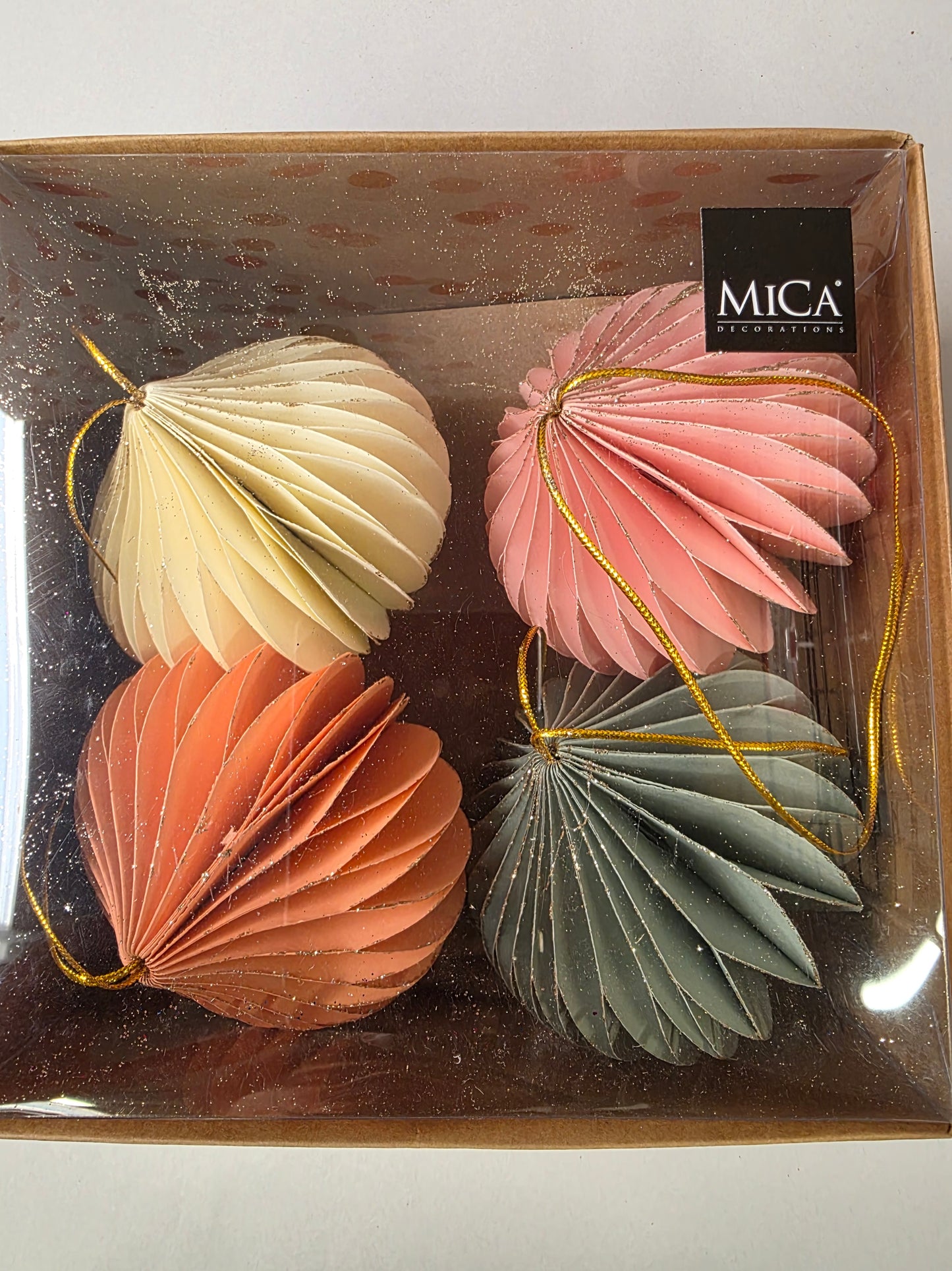 Hanging Tree Pastels10x9cm X4