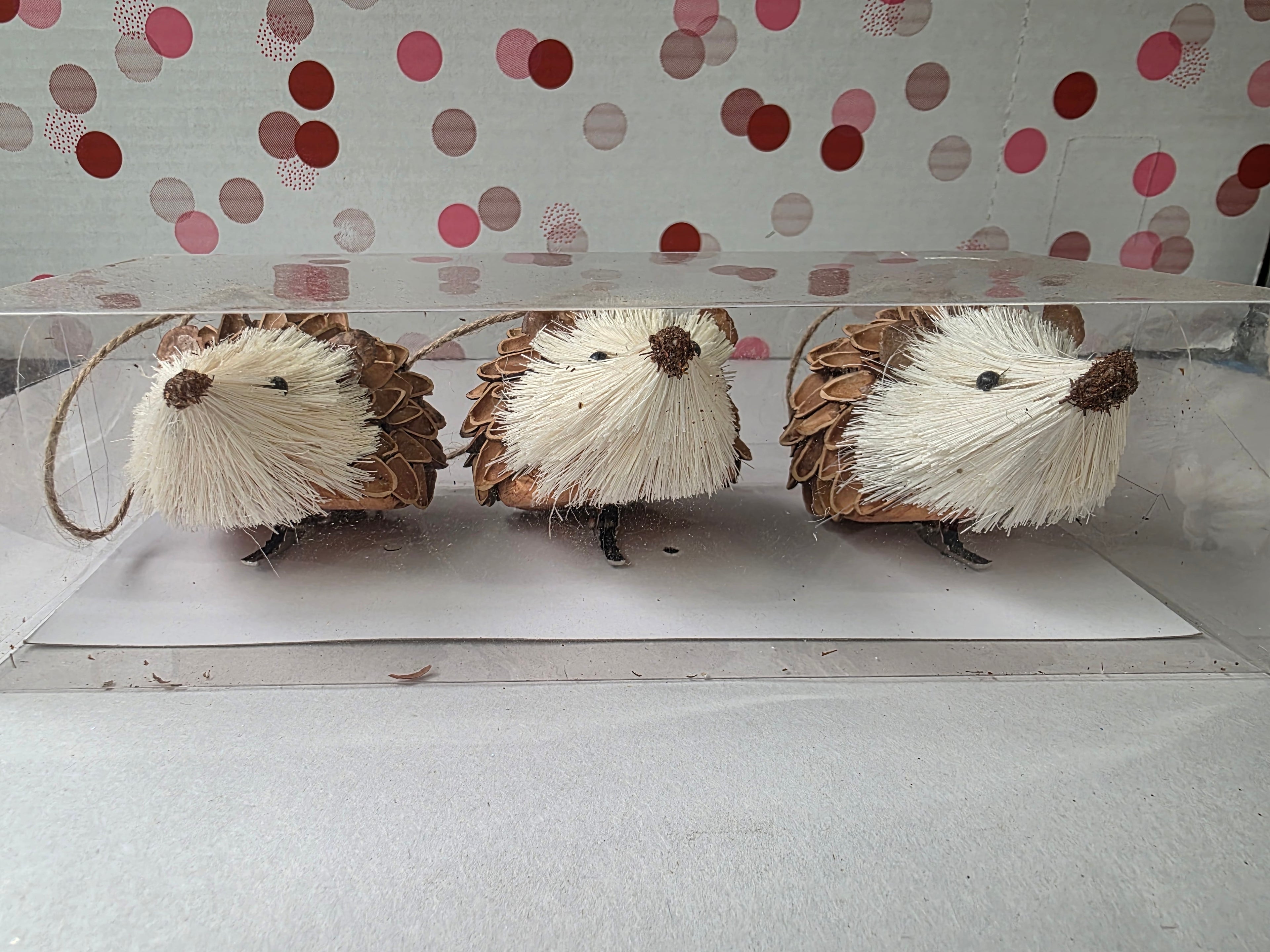 Hedgehogs X3 8cm Natural