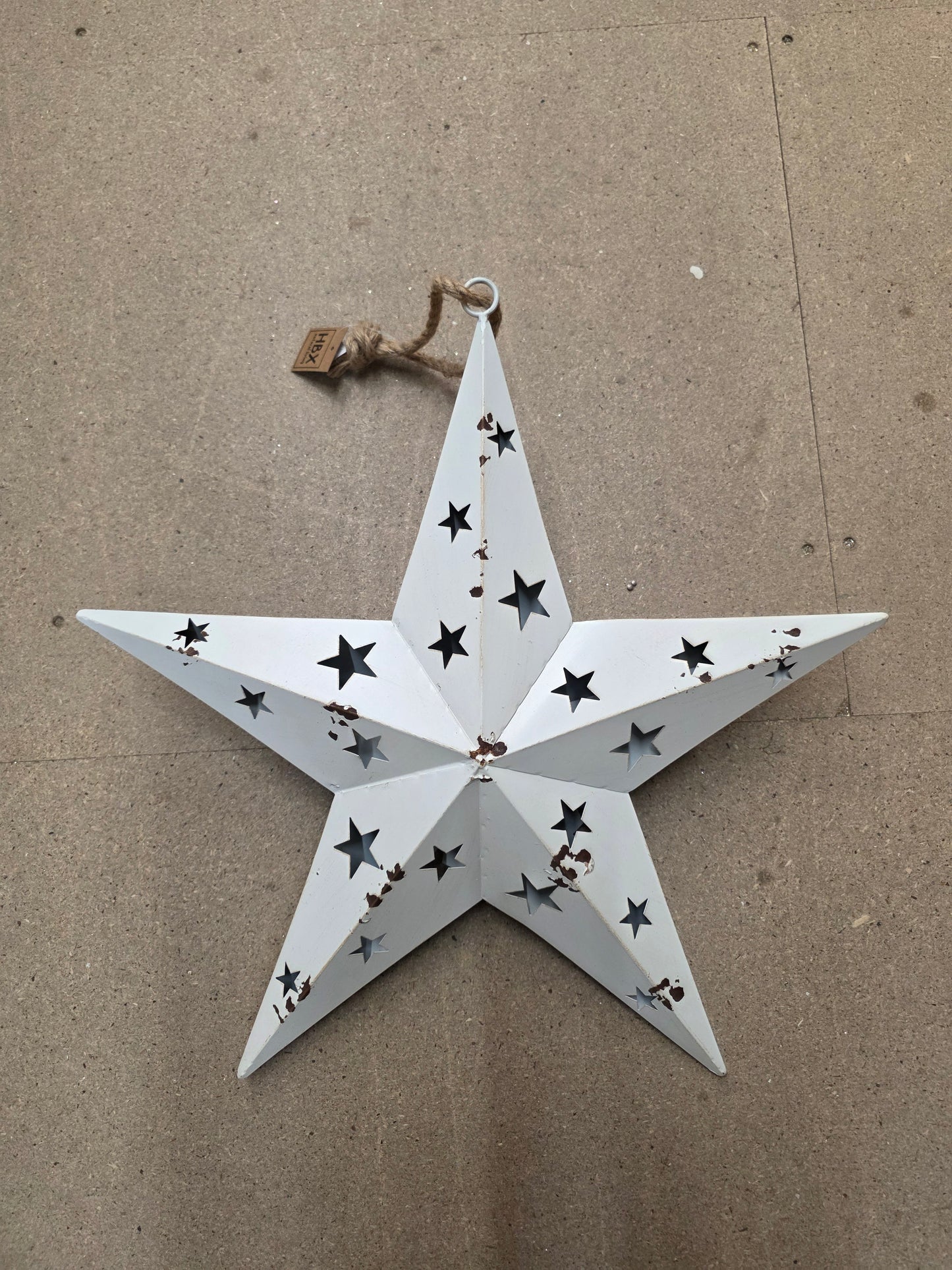 Iron Hollow Star Pendant White