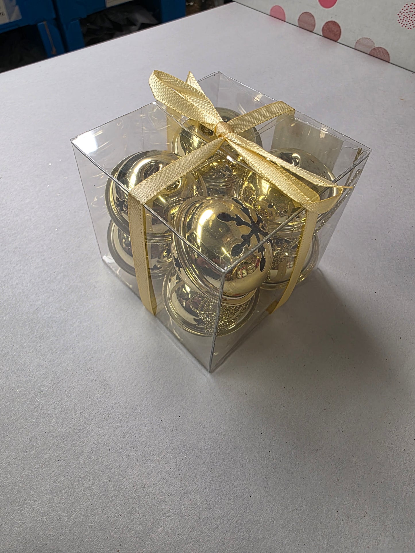 Jingle Bells Gold 8 Pieces 4cm