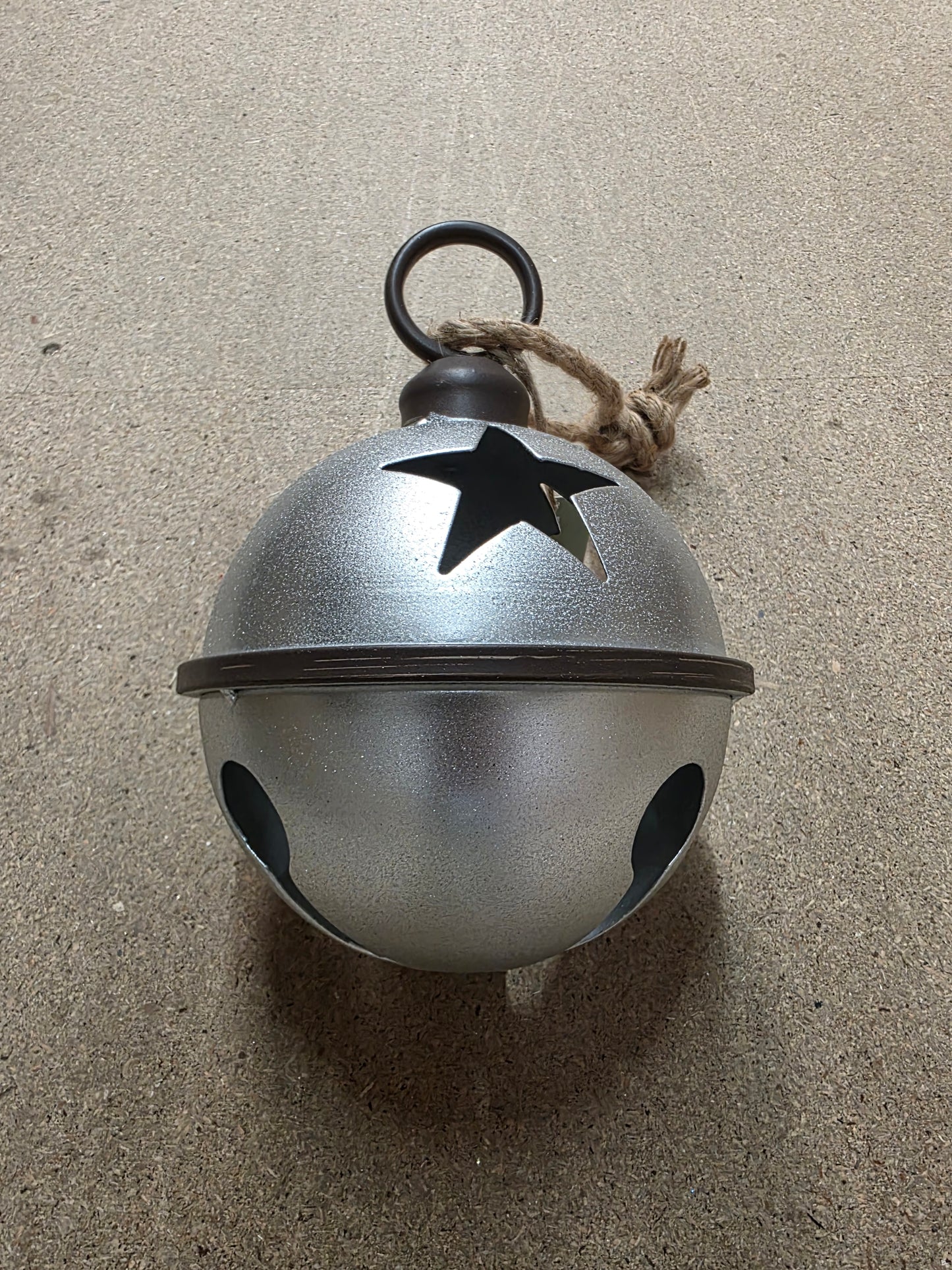 Metal Bell Star Silver 25cm