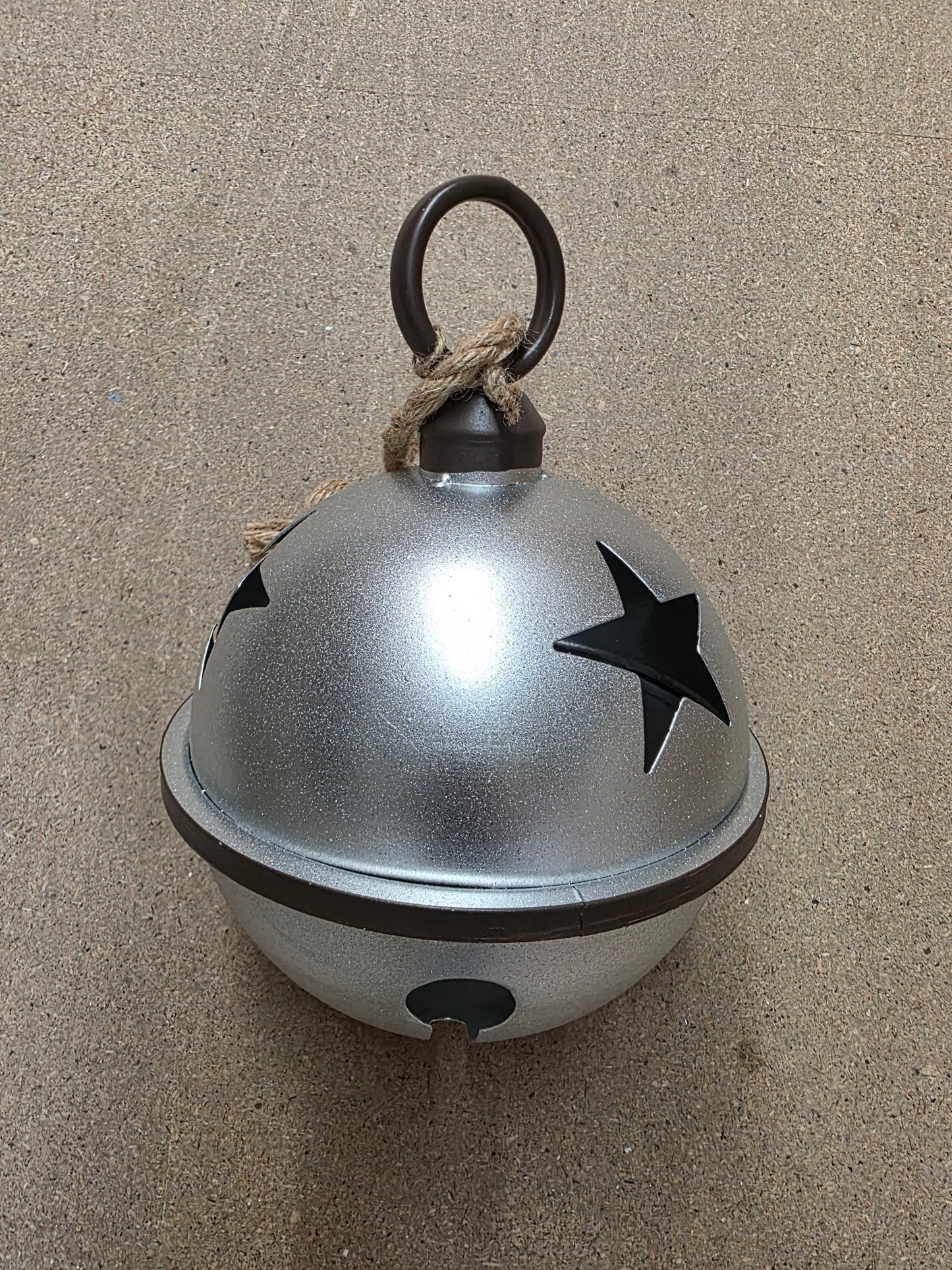 Metal Bell Star Silver 29cm