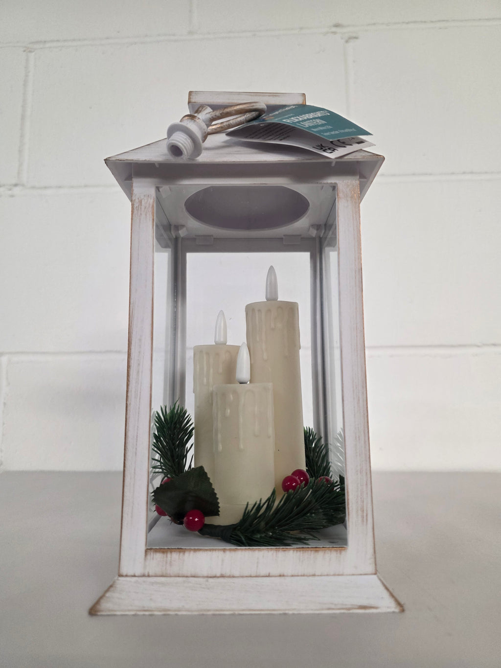 Lantern Triple Flicker 27cm White